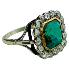 18 Karat White Gold, Green Emerald and Diamond Ring