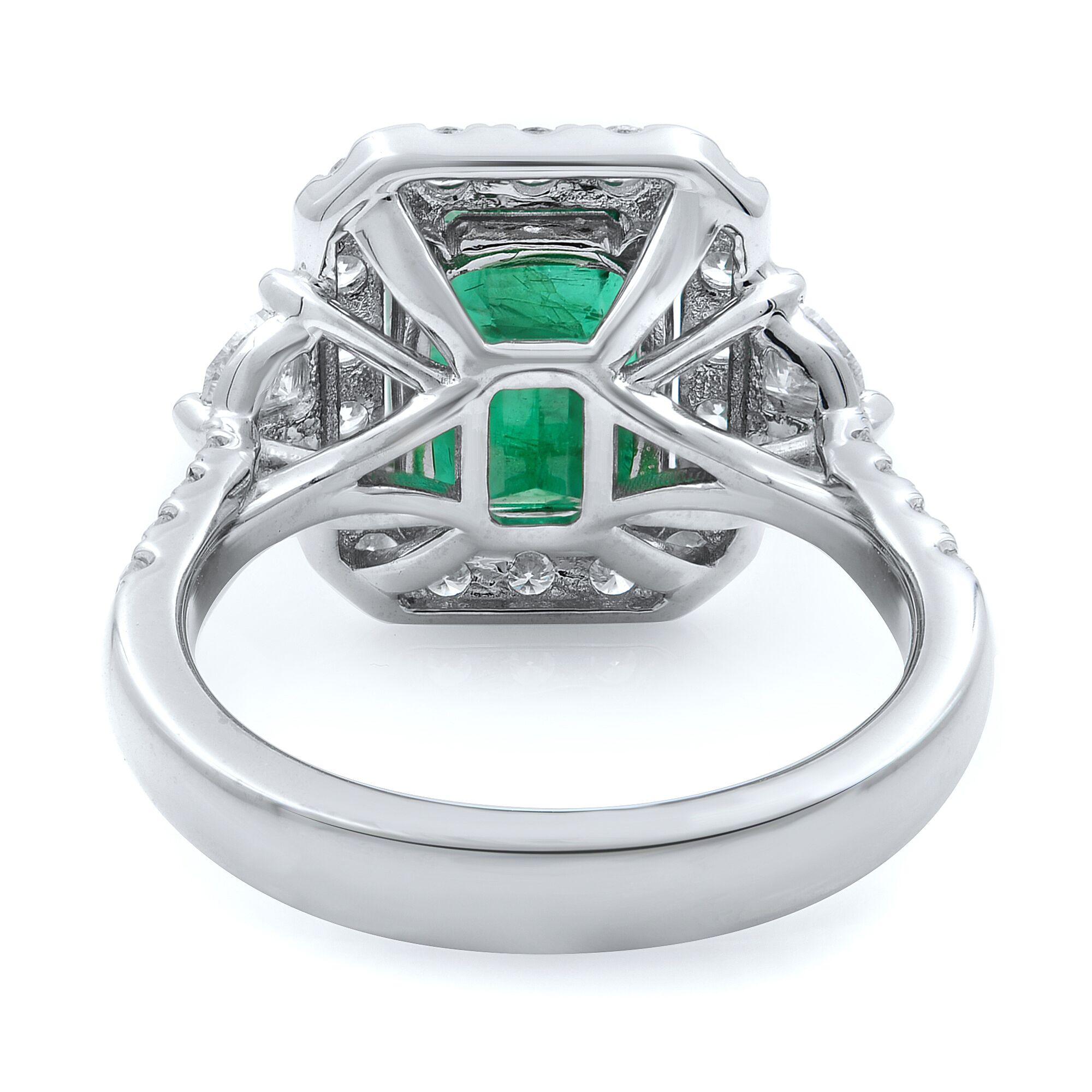 Emerald Cut 18 Karat White Gold Green Emerald Diamonds Engagement Ring