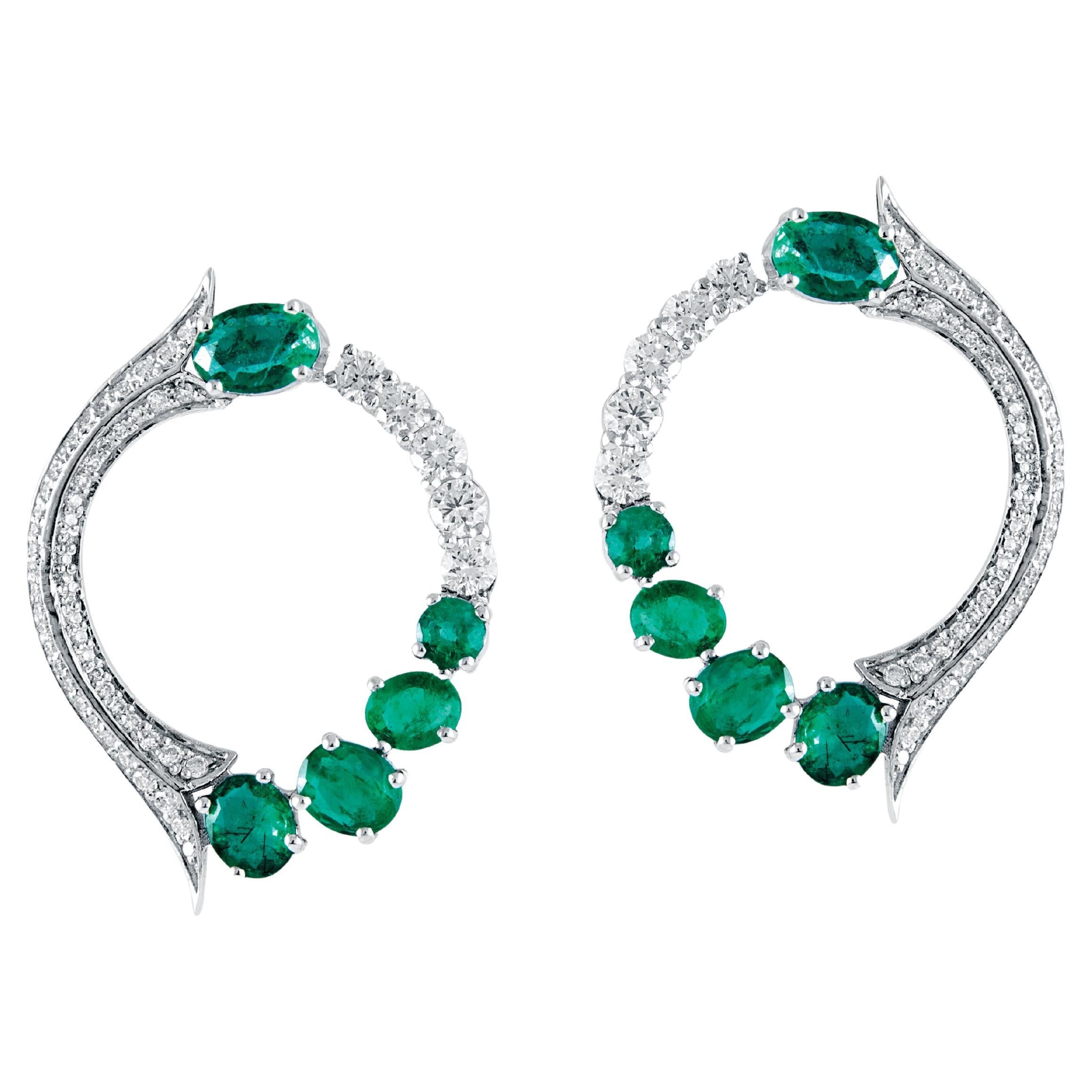 18 Karat White Gold Green Emerald White Diamond Hoop Earrings