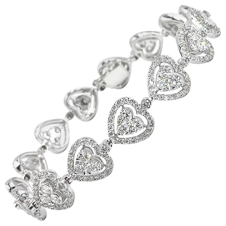 18 Karat White Gold Gregg Ruth Diamond Heart Bracelet For Sale