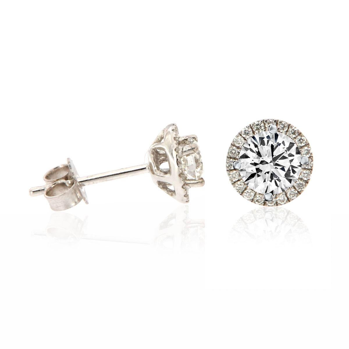 Round Cut 18 Karat White Gold Halo Diamond Earrings '3/4 Carat' For Sale