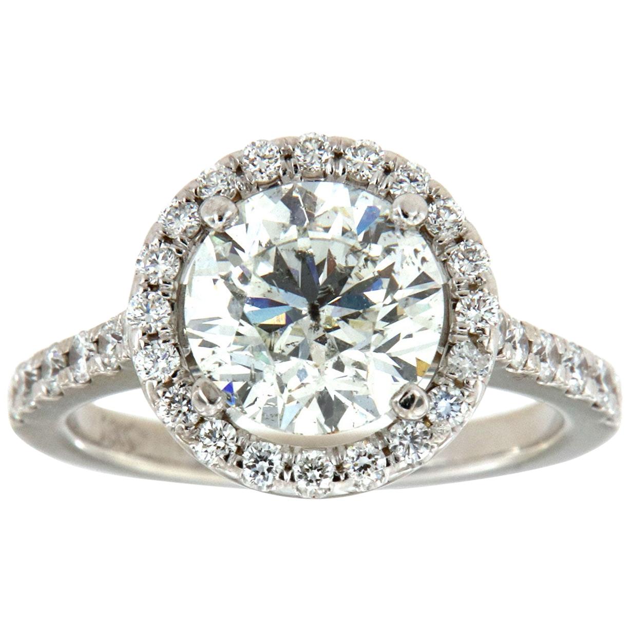 18 Karat White Gold Halo Round Diamond Ring 'Center, 2.00 Carat G-SI2 EGL USA' For Sale