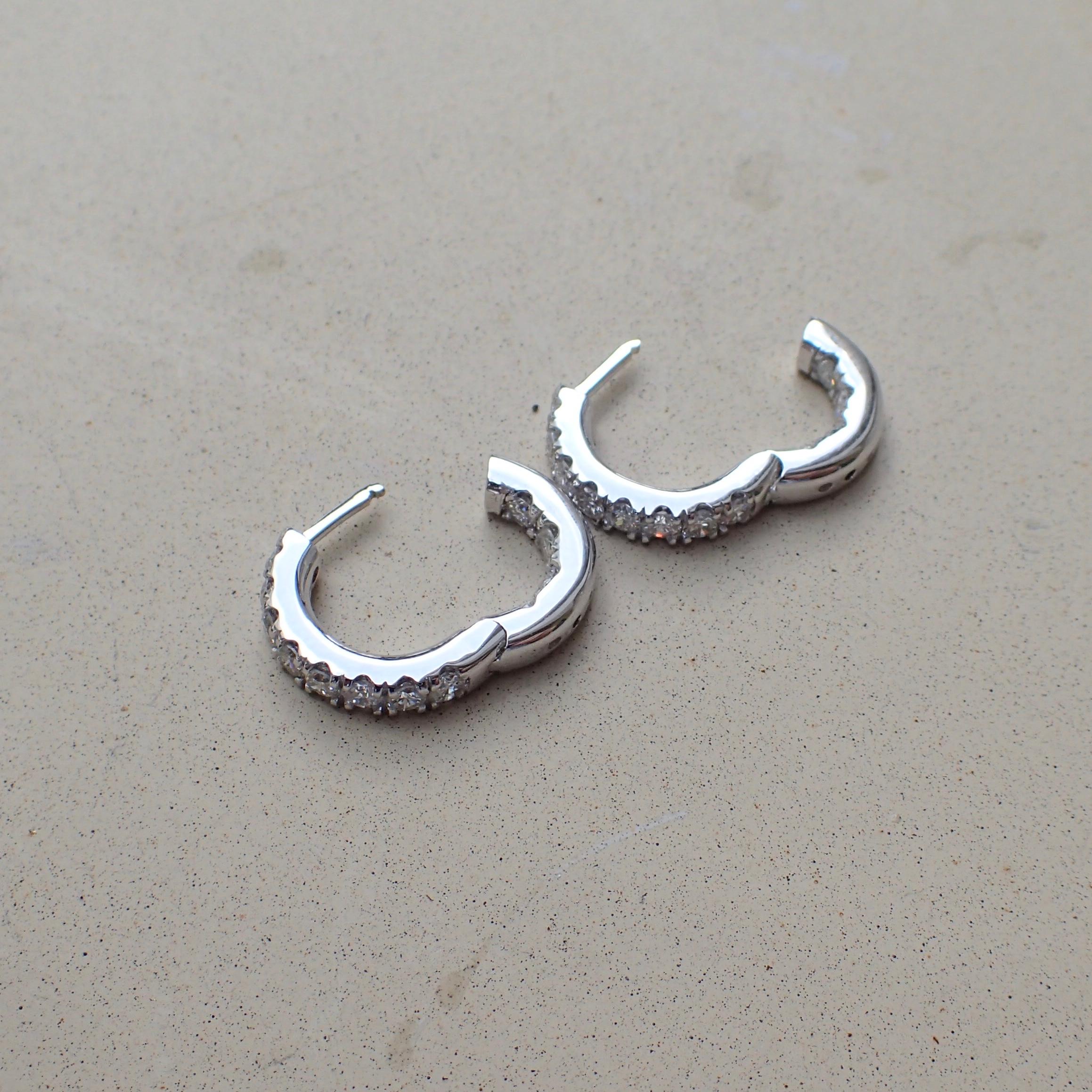 Round Cut 18 Karat White Gold Hoop Earrings are Set with 1.18 Carat of Diamond For Sale