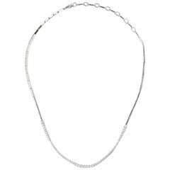 18 Karat White Gold Icicle Diamond Round Necklace