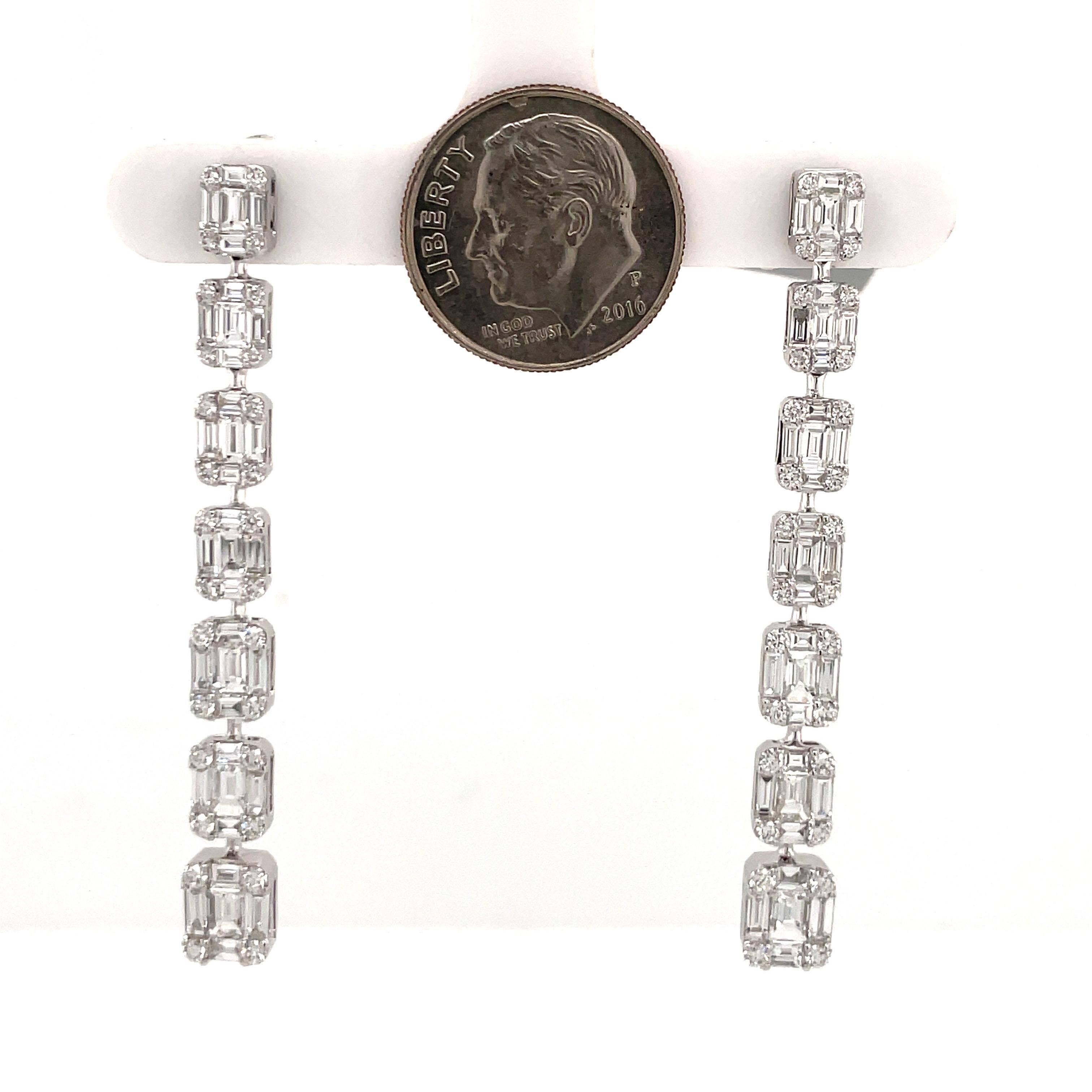 Boucles d'oreilles pendantes en or blanc 18 carats avec diamants de 3,27 carats et 9,8 grammes, sertis en illusion en vente 5