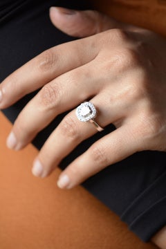 18 Karat White Gold Illusion Setting Diamond Ring
