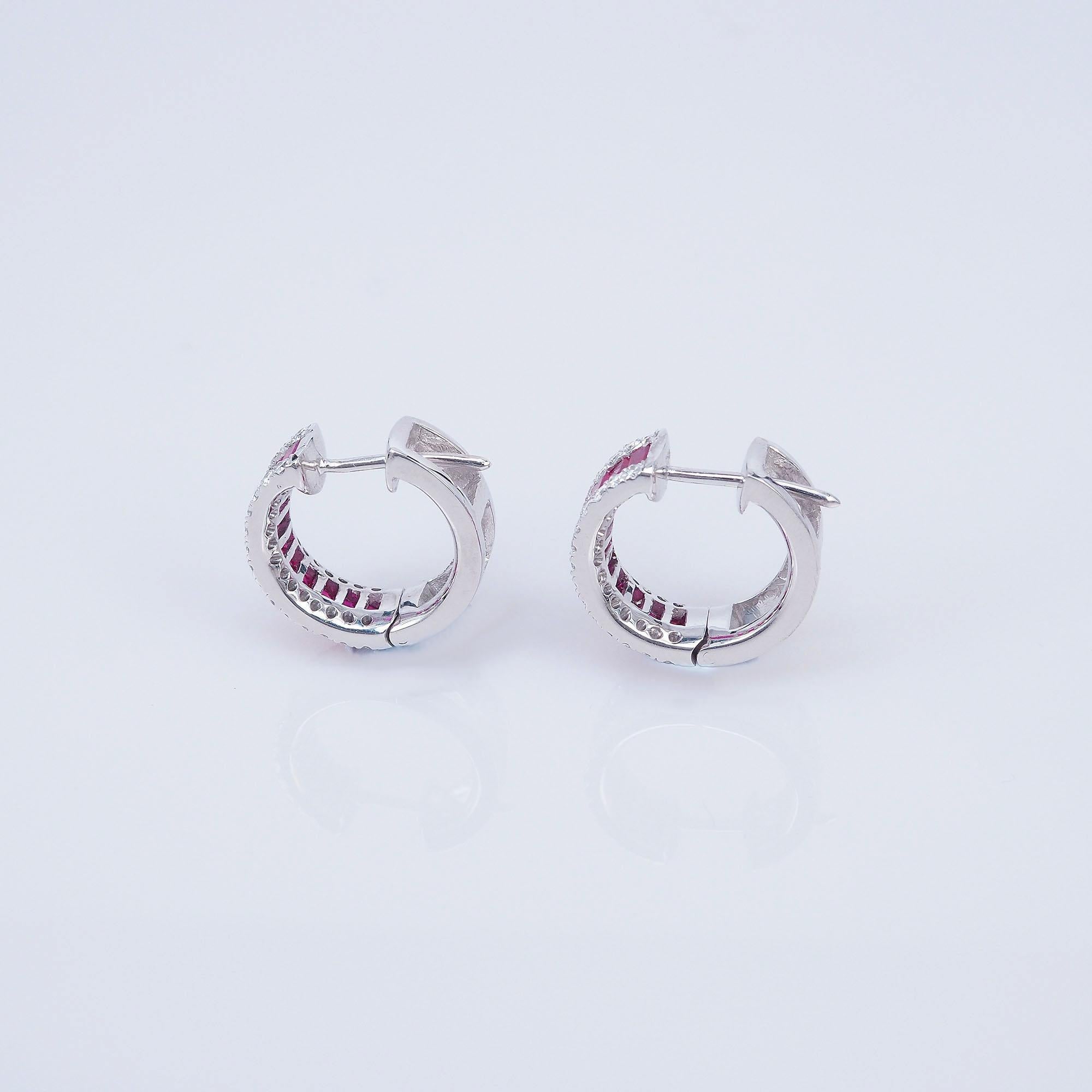 18 Carat White Gold Invisible Ruby Hoop Earrings In New Condition For Sale In Bangkok, TH