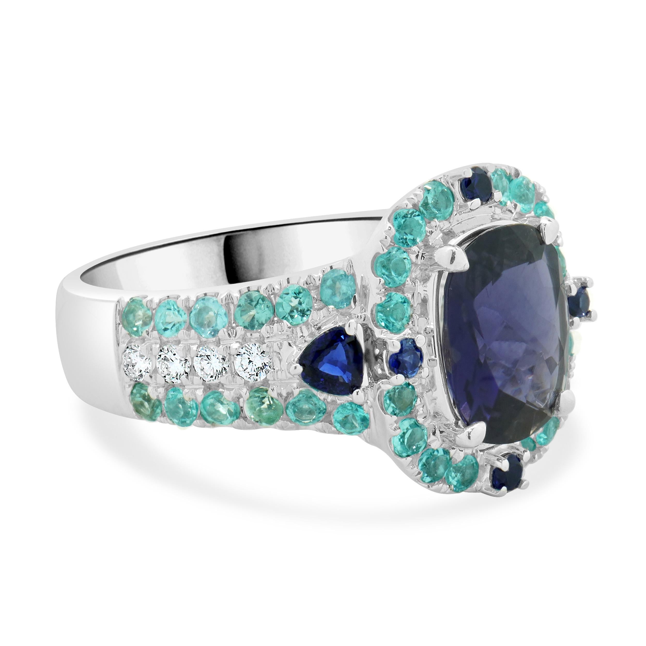 18 Karat White Gold Iolite and Paraiba Tourmaline Ring In Excellent Condition For Sale In Scottsdale, AZ