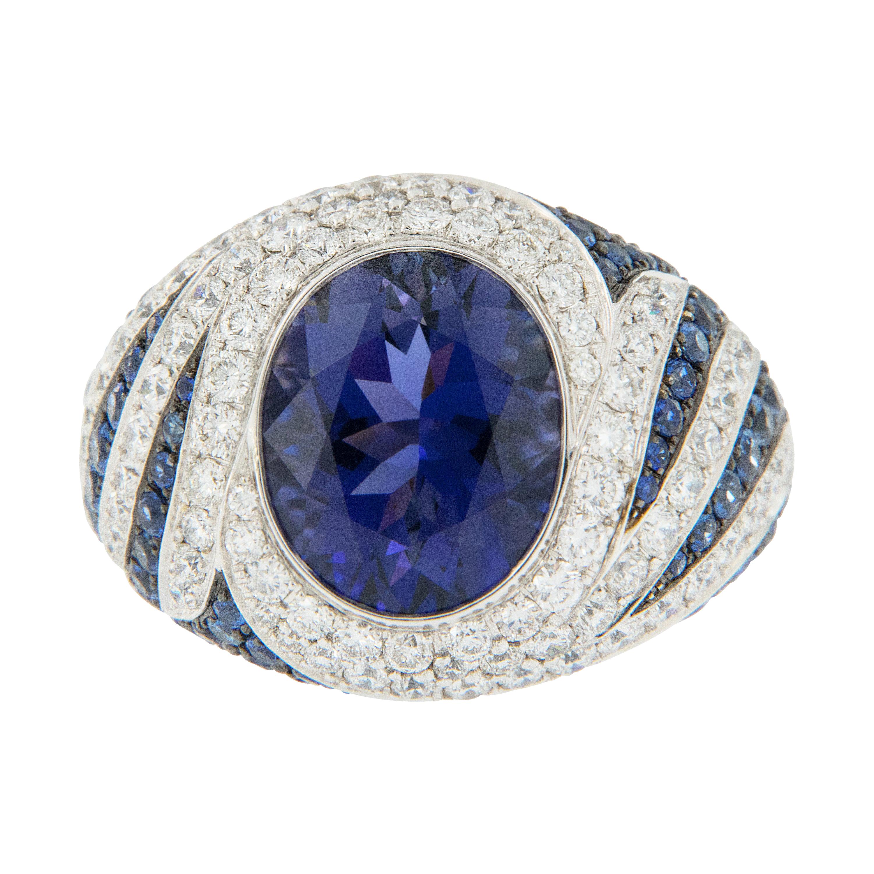 18 Karat White Gold Iolite Sapphire and Diamond Cocktail Ring For Sale