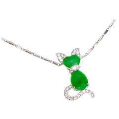 18 Karat White Gold Jade and Diamond Cat Pendant Necklace