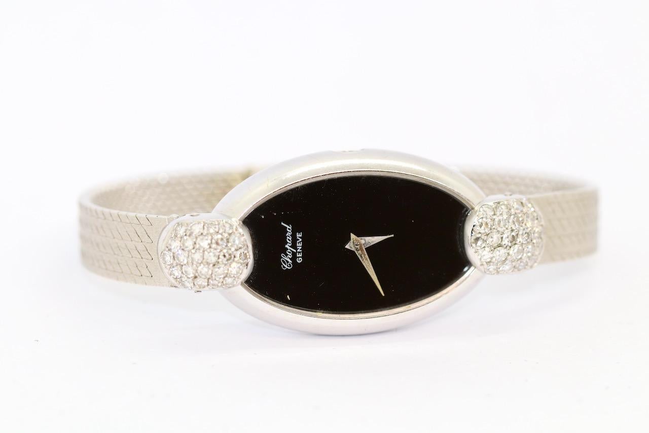 Montre-bracelet pour dames en or blanc 18 carats par Chopard, avec diamants en vente 1