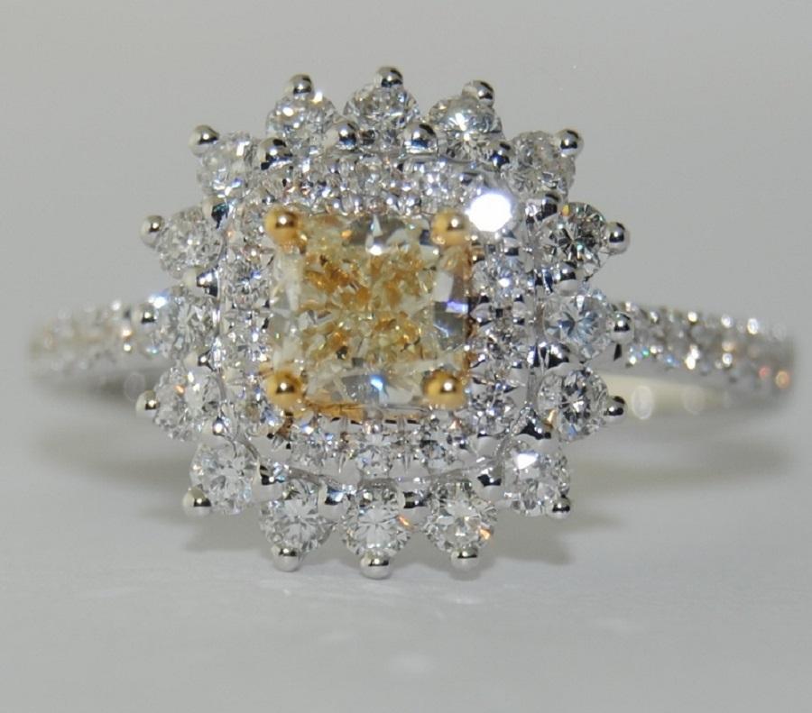 Cushion Cut 18 Karat White Gold Ladies Yellow Diamond Ring For Sale