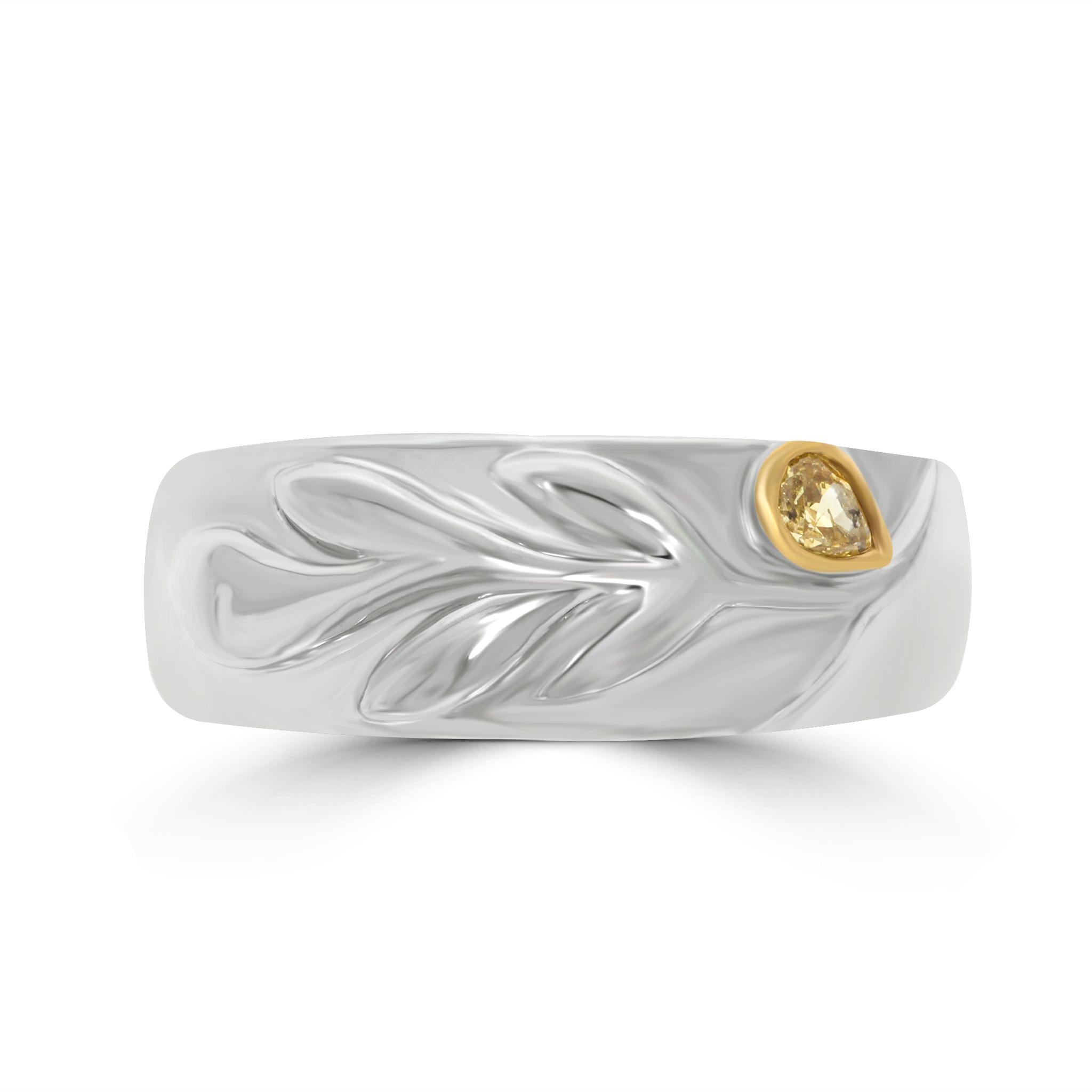 Anello con motivo a foglie e diamanti colorati in oro bianco 18 carati In condizioni Nuovo in vendita a COTTESLOE, AU