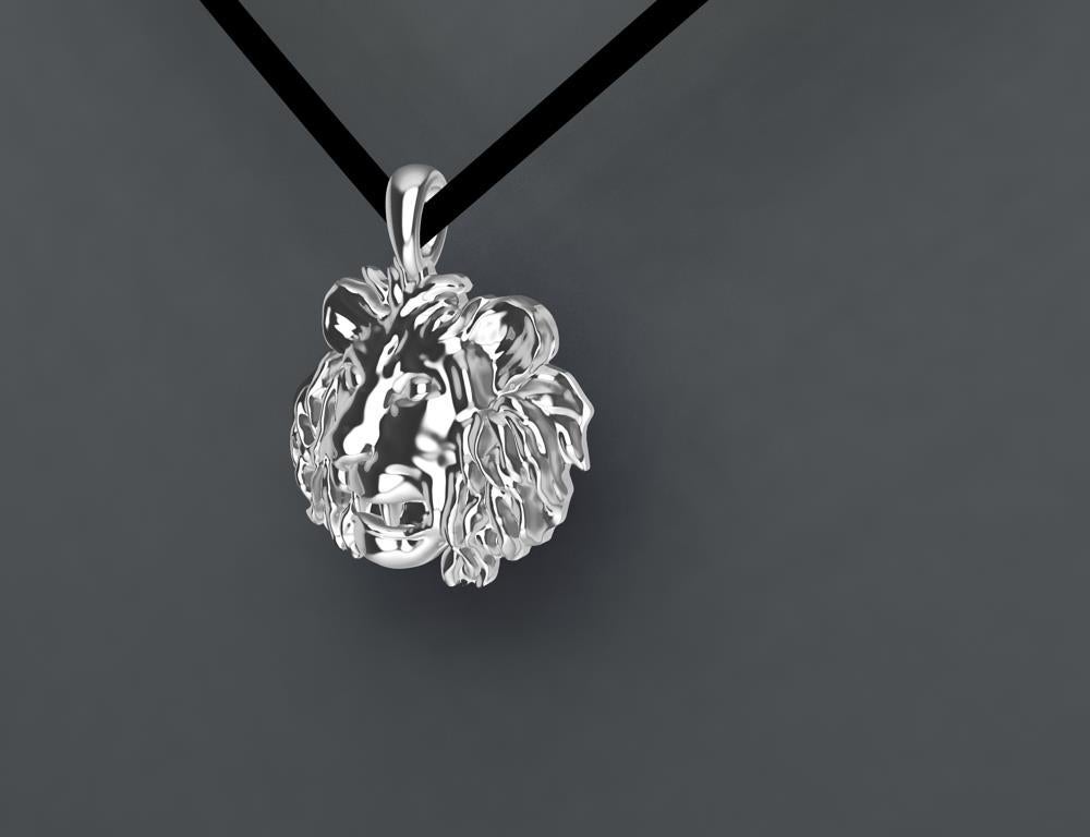 Collier pendentif lion en or blanc 18 carats en vente 2