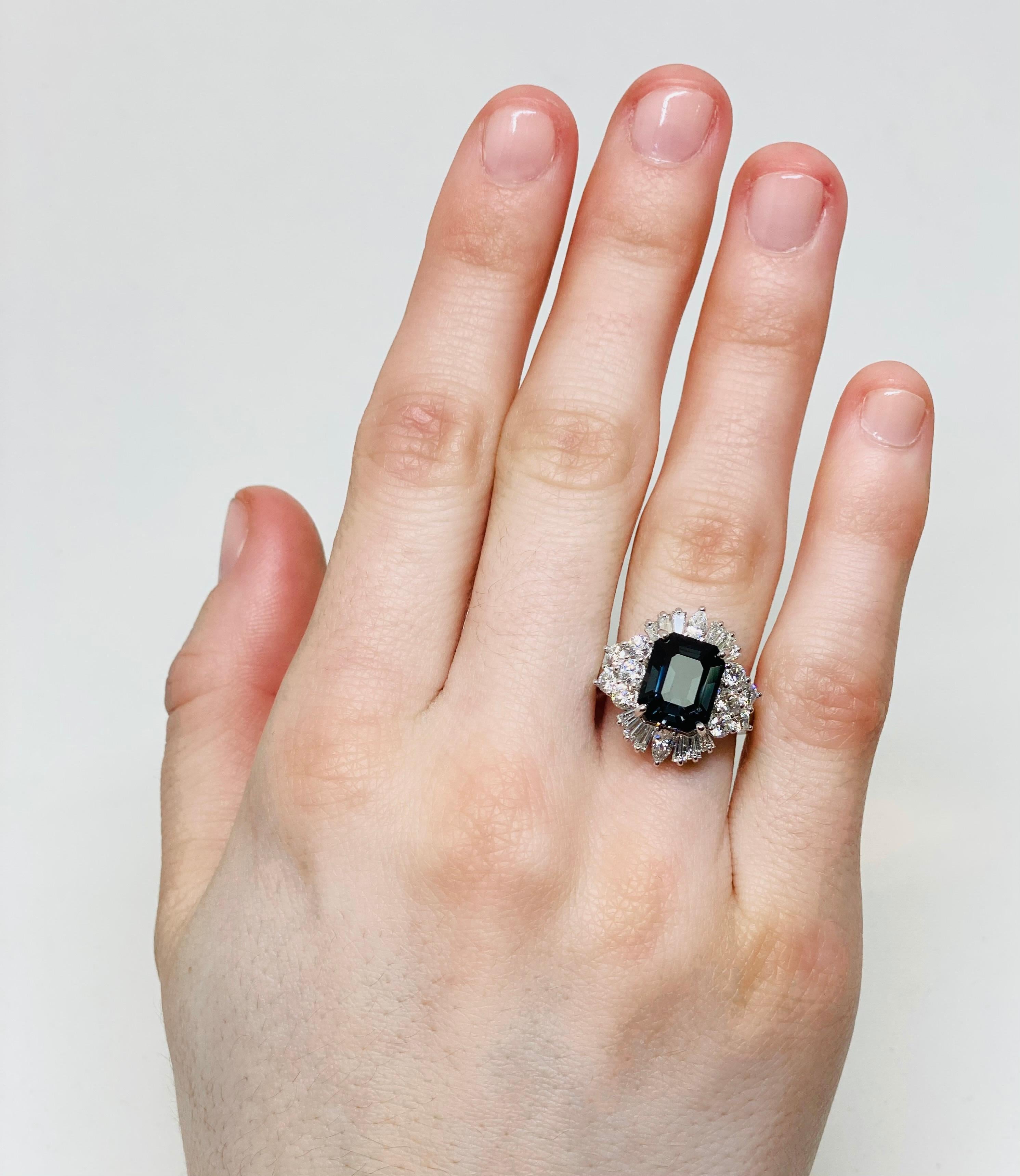 18 Karat White Gold LOLA Deco Inspired Black Spinel and Diamond Ring For Sale 3