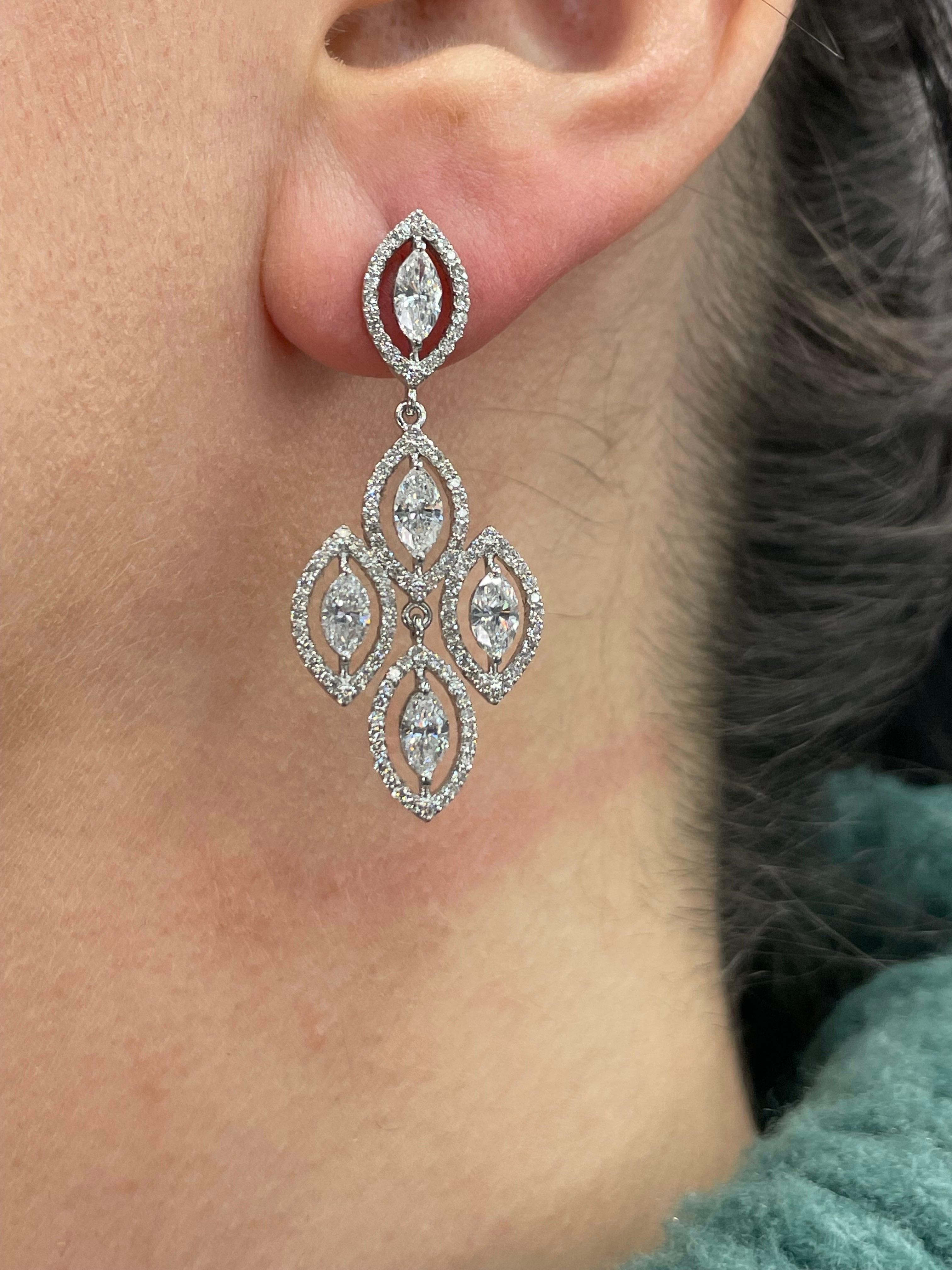 Women's 18 Karat White Gold Marquise Round Diamond Drop Chandelier Earrings 3.53 Carats For Sale