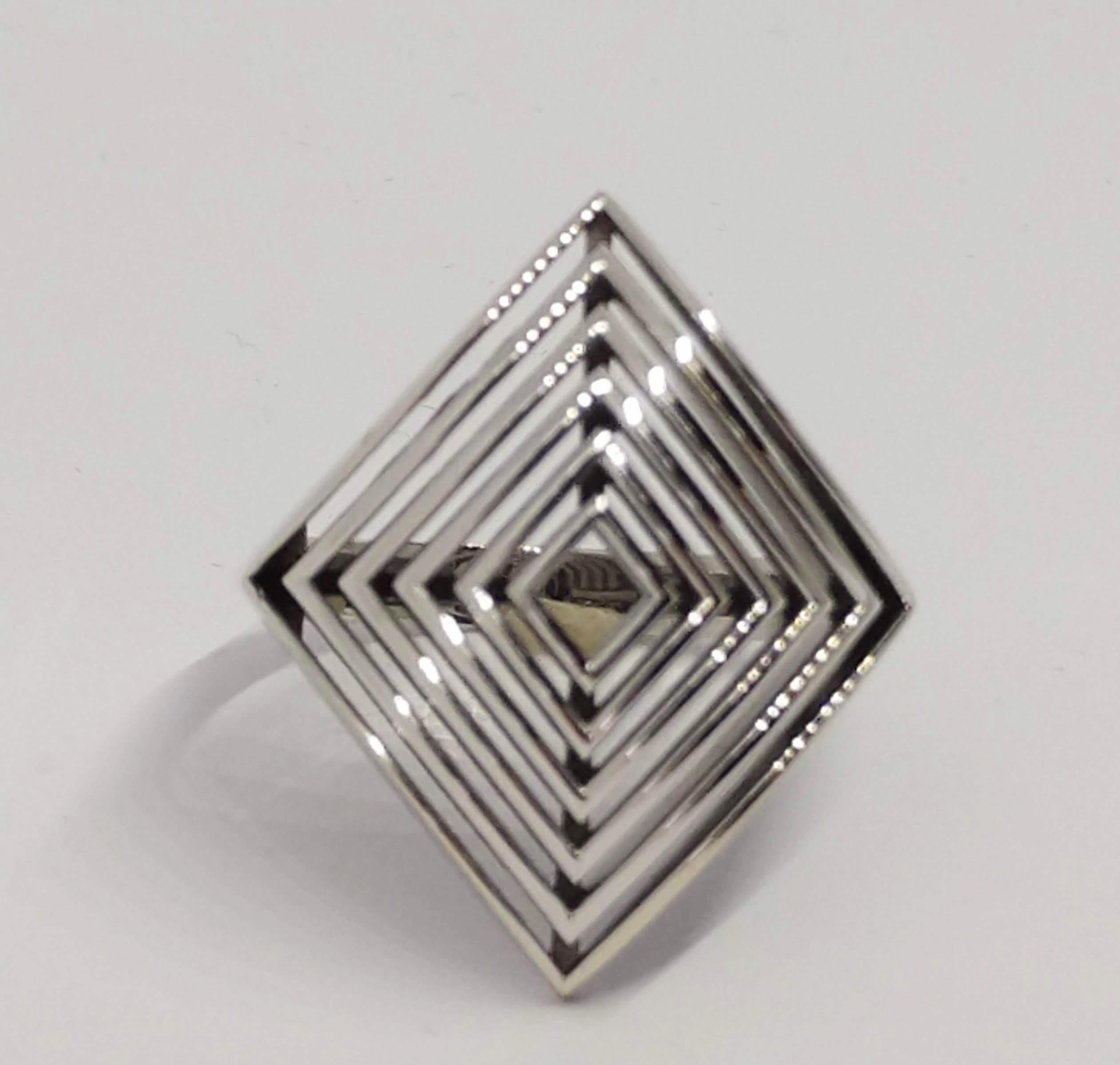 For Sale:  18 Karat White Gold Men's 10.5 Rhombus Rows Ring 12