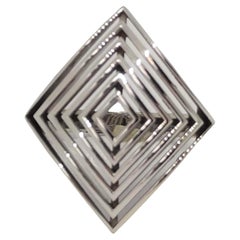 18 Karat White Gold Men's 10.5 Rhombus Rows Ring