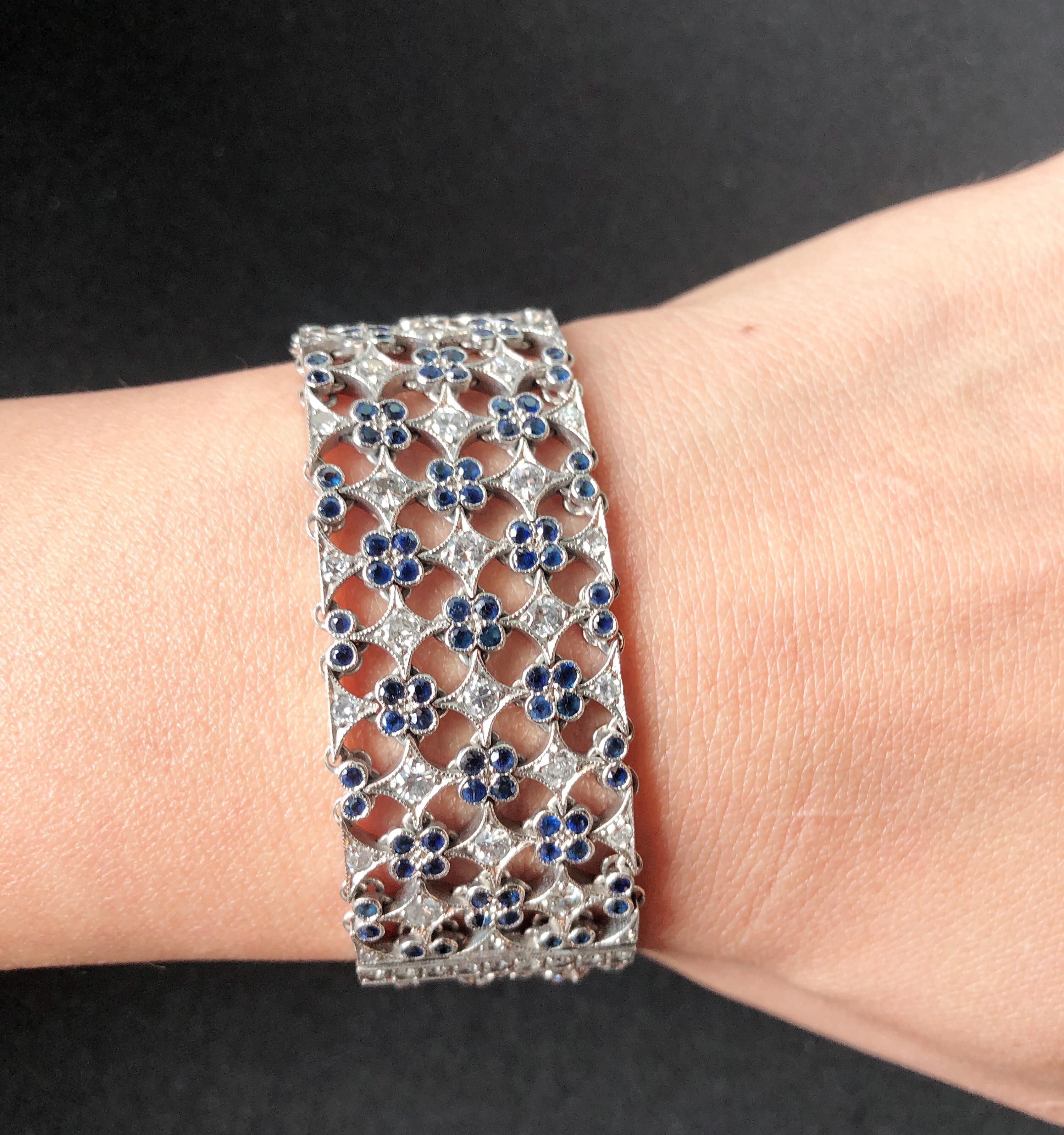 Bracciale in oro bianco 18 carati con zaffiri e diamanti a maglia in vendita 3