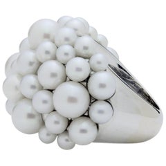 18 Karat White Gold Mimi Milano Pearl Dress Ring