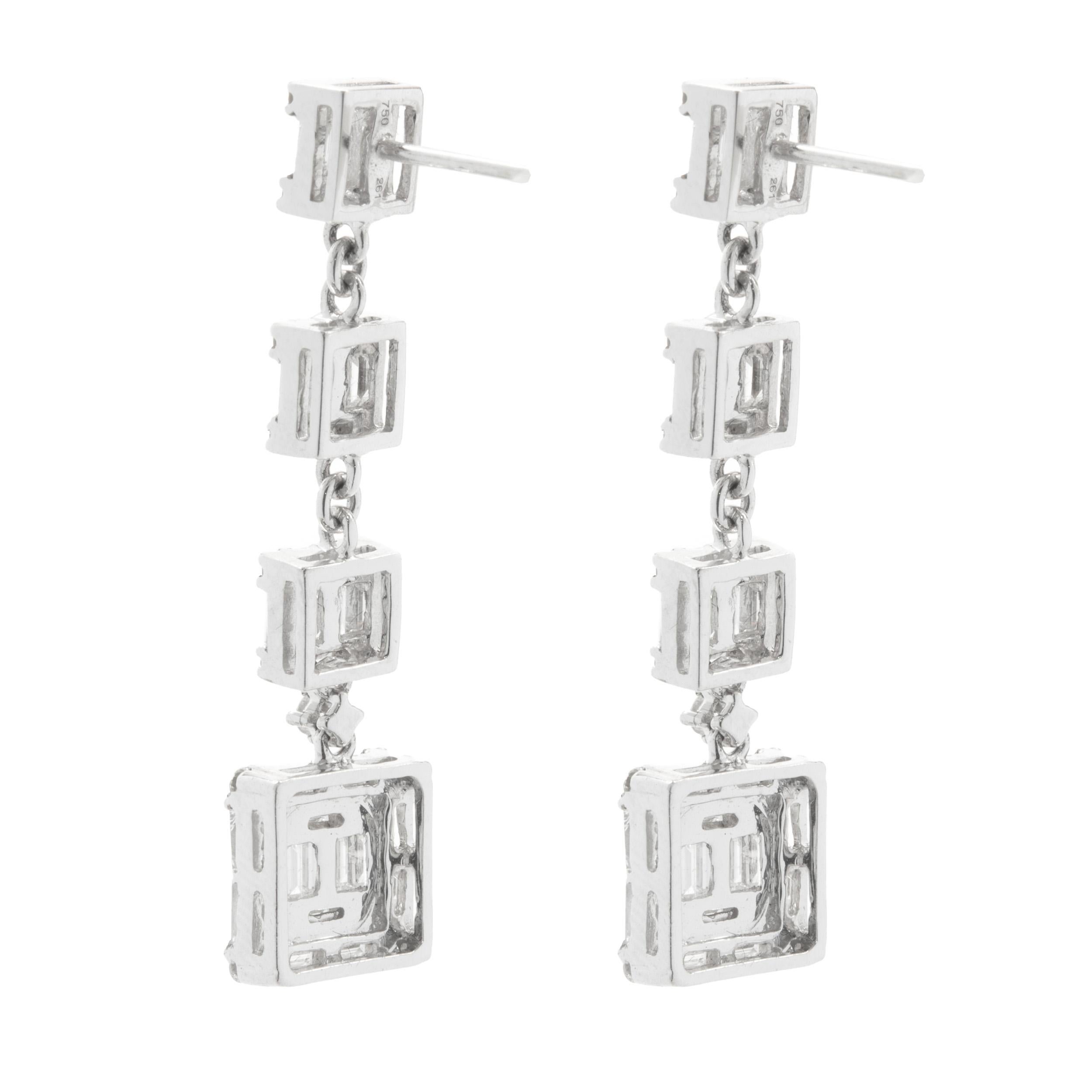 18 Karat White Gold Mosaic Set Diamond Drop Earrings	 In Excellent Condition For Sale In Scottsdale, AZ