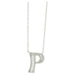 Collier initial P en or blanc 18 carats serti de mosaïque de diamants