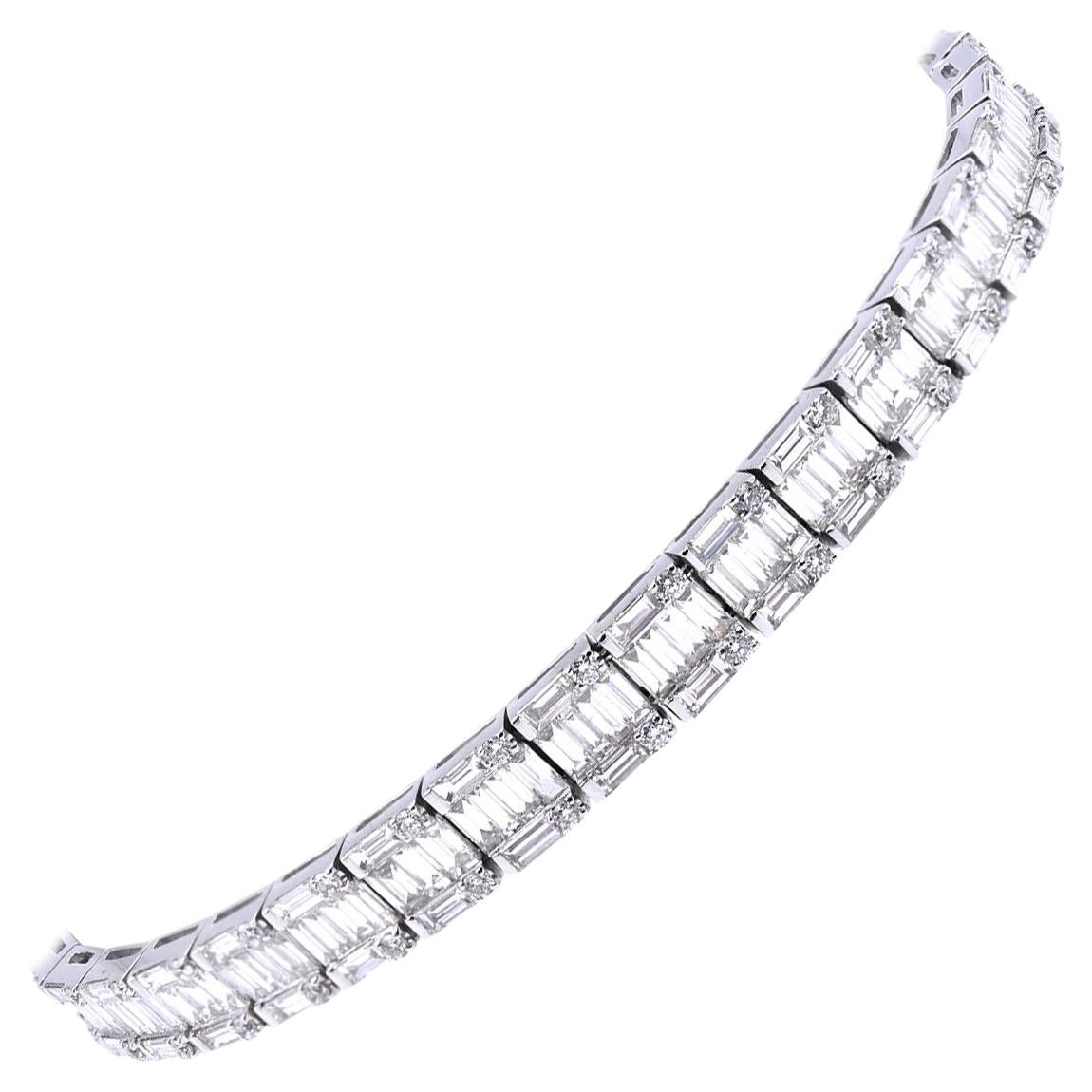 18 Karat White Gold Mosaic Set Diamond Tennis Bracelet For Sale