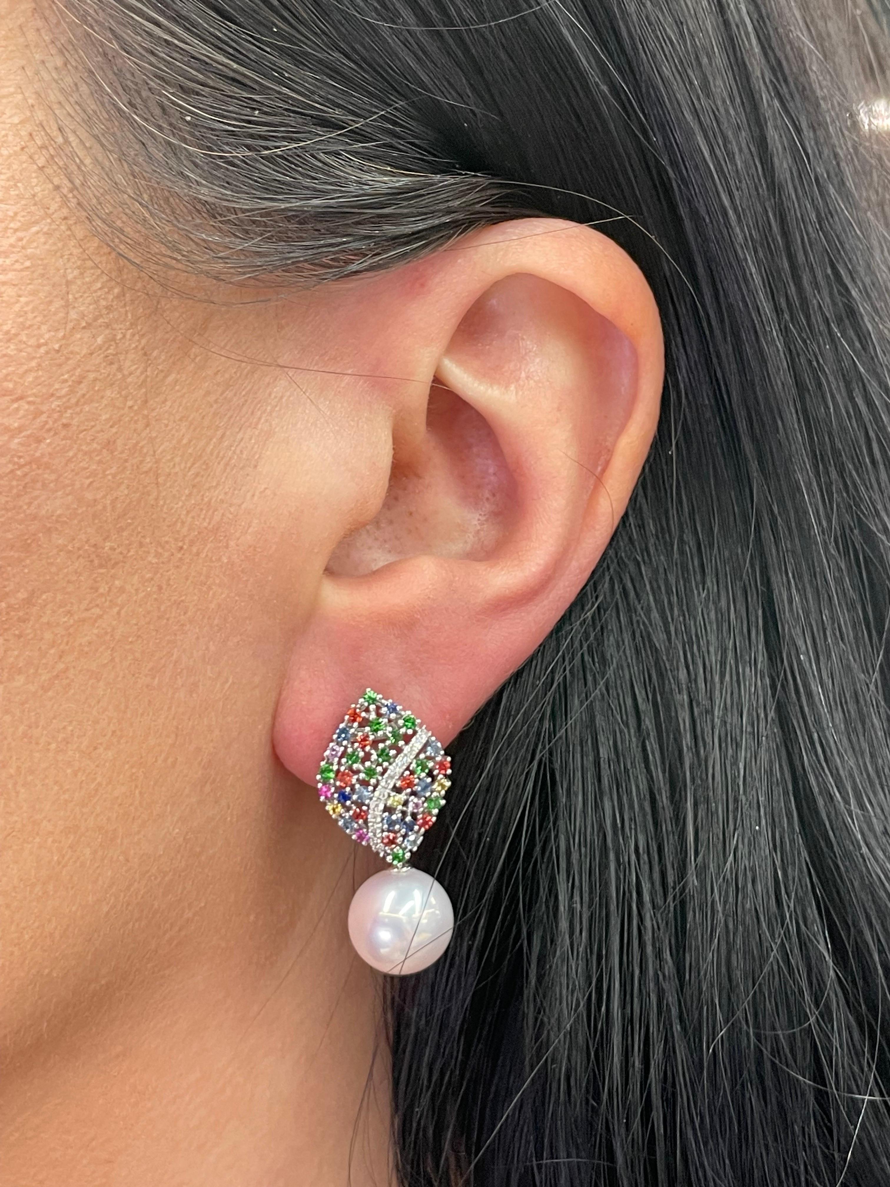 18 Karat White Gold Multi Sapphire Freshwater Diamond Drop Earrings 1.32 Carats For Sale 1