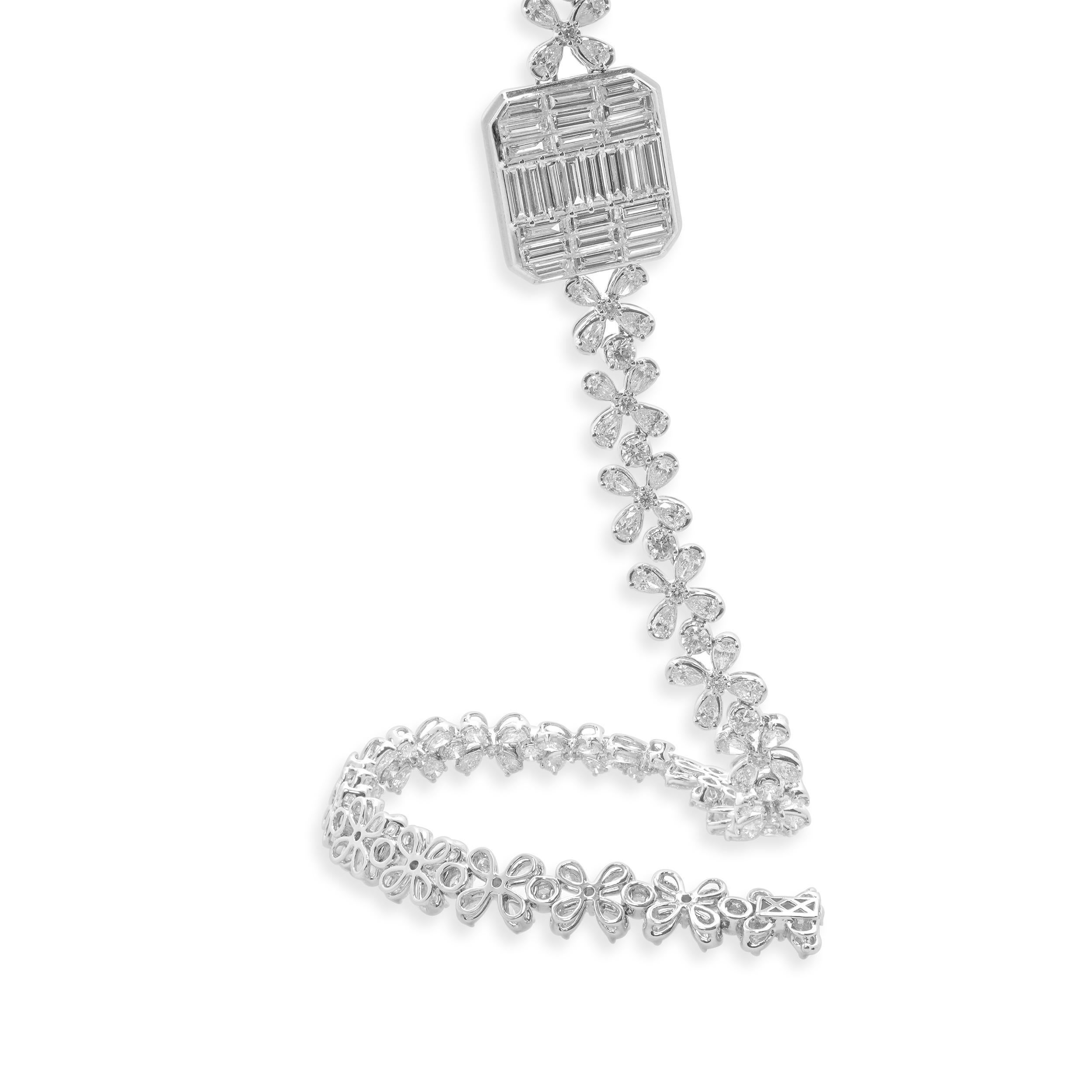 Collana floreale con diamanti a forma multipla in oro bianco 18 carati con centrotavola a mosaico In condizioni ottime in vendita a Scottsdale, AZ