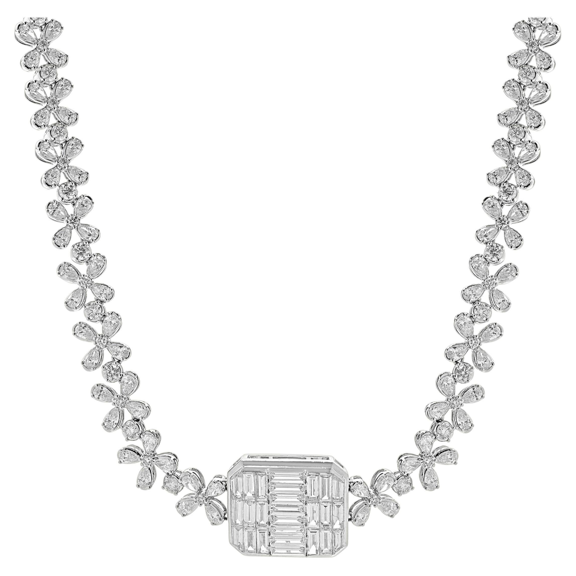 Collana floreale con diamanti a forma multipla in oro bianco 18 carati con centrotavola a mosaico in vendita