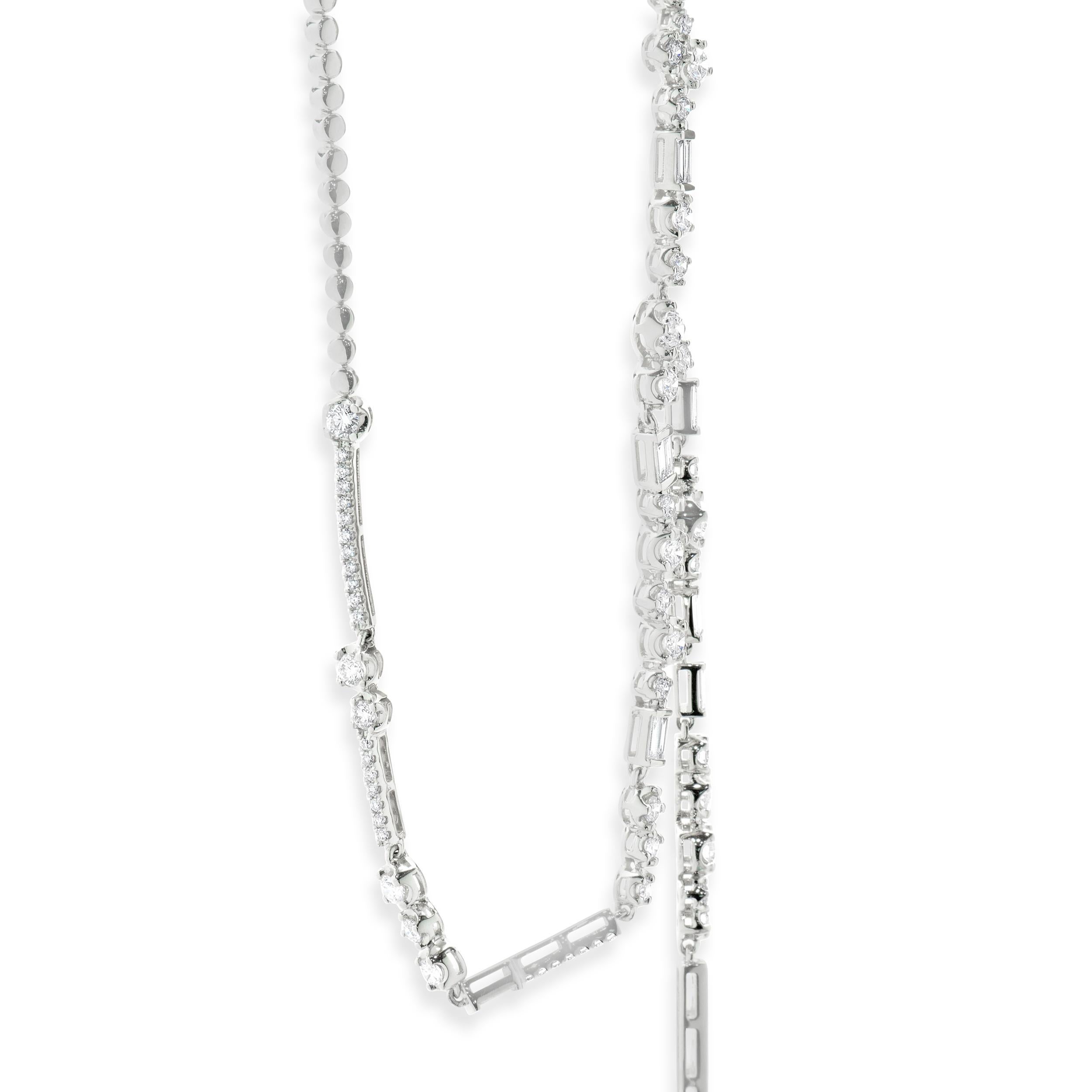 18 Karat White Gold Multi Shape Diamond Lariat Necklace In Excellent Condition For Sale In Scottsdale, AZ