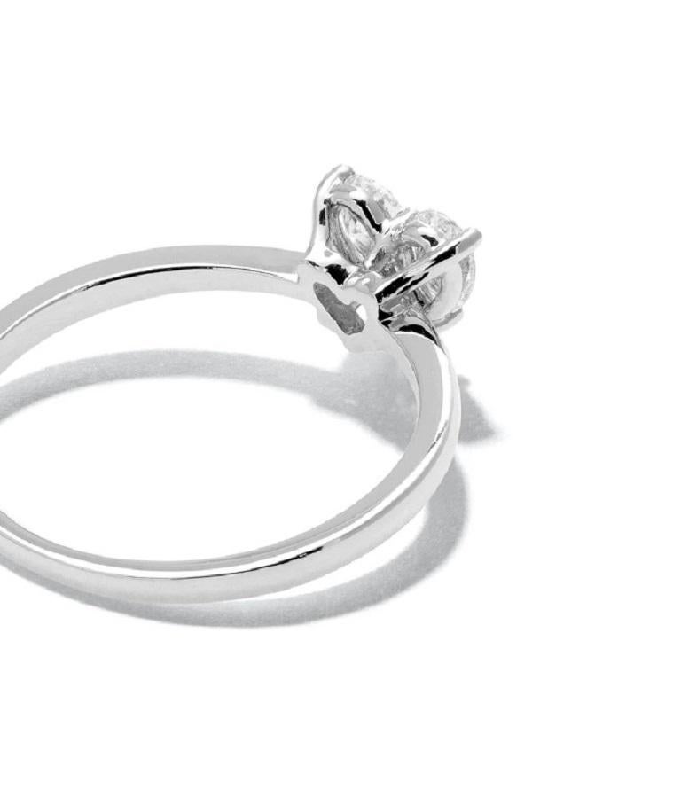 18 Karat White Gold Mye Heart Illusion Diamond Ring In New Condition In Hong Kong, HK