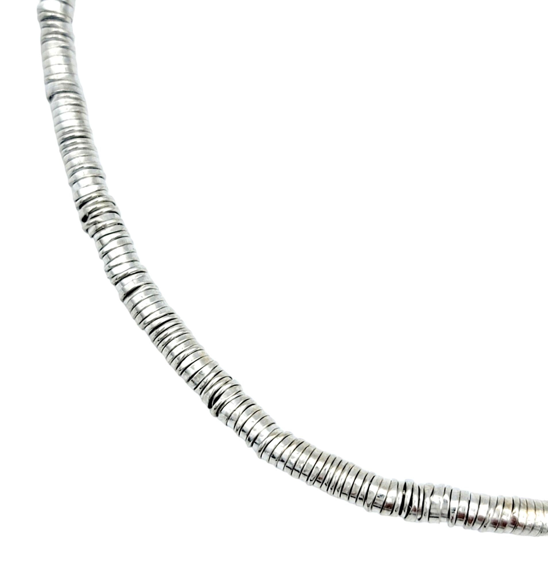 Oro Blanco de 18 Kilates Pulsera Estilo Eternidad Disco Apilado Flexible Estrecha 2,3 mm en Bueno estado para la venta en Scottsdale, AZ
