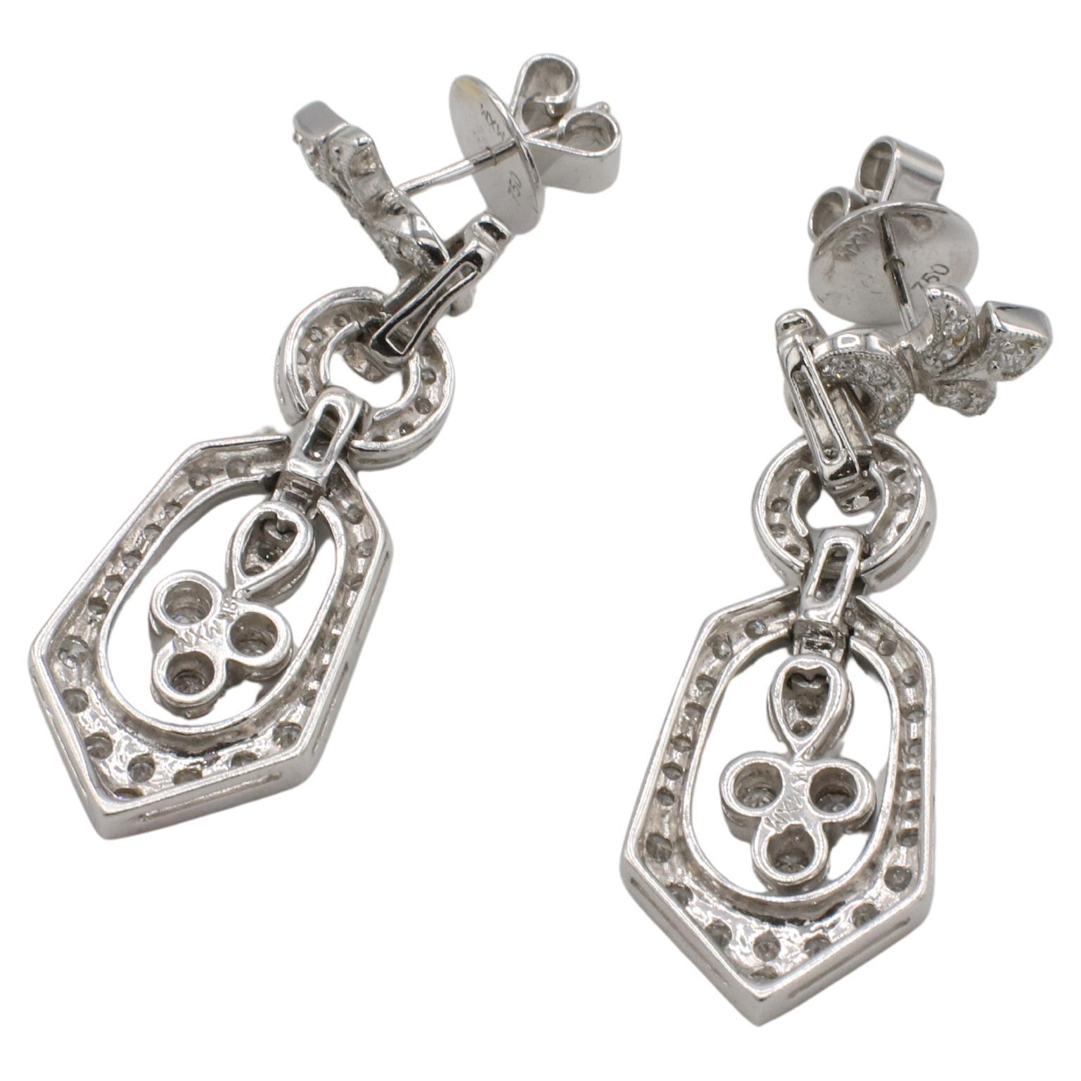 Modern 18 Karat White Gold Natural 2.00 Carat Diamond Chandelier Dangle Drop Earrings For Sale