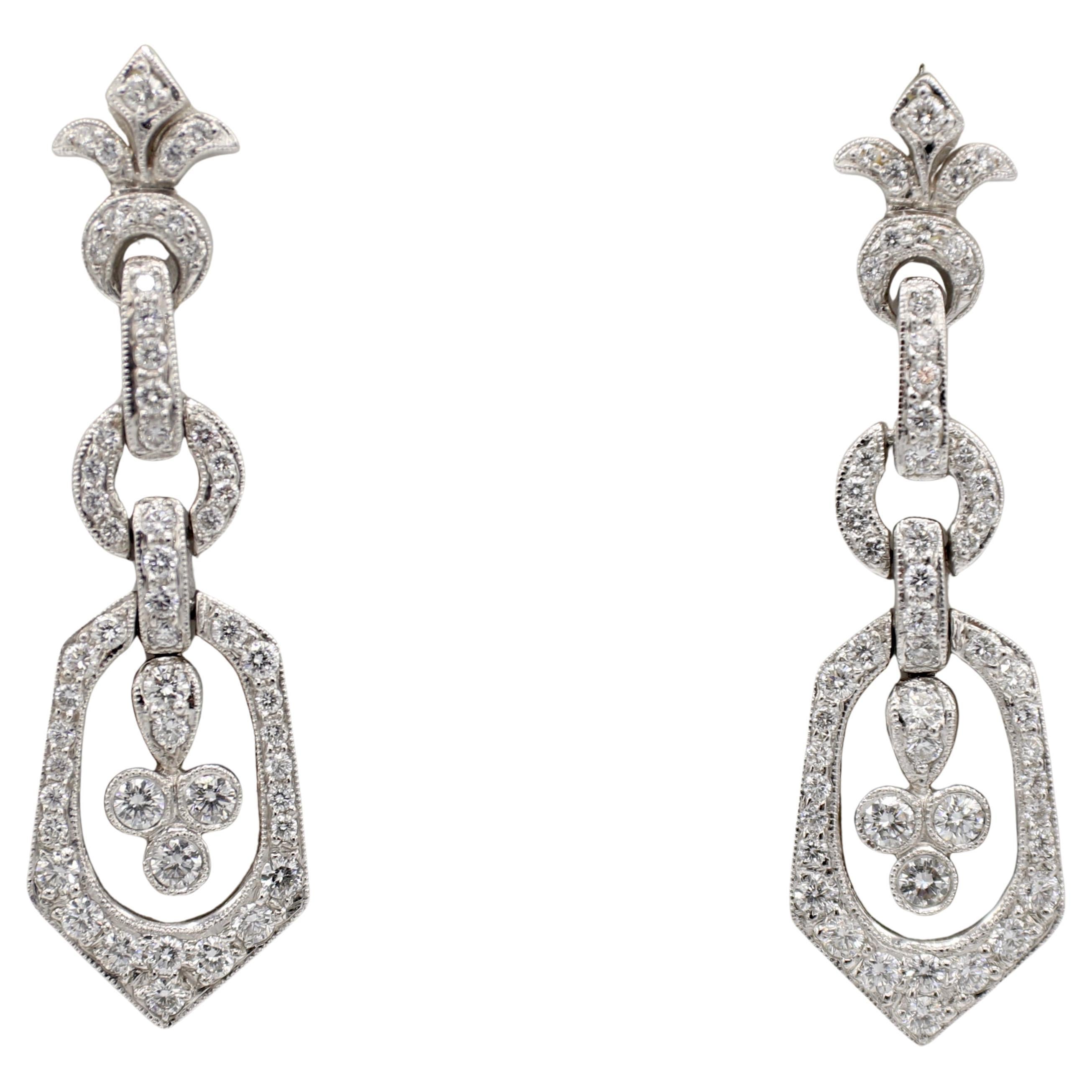 18 Karat White Gold Natural 2.00 Carat Diamond Chandelier Dangle Drop Earrings For Sale