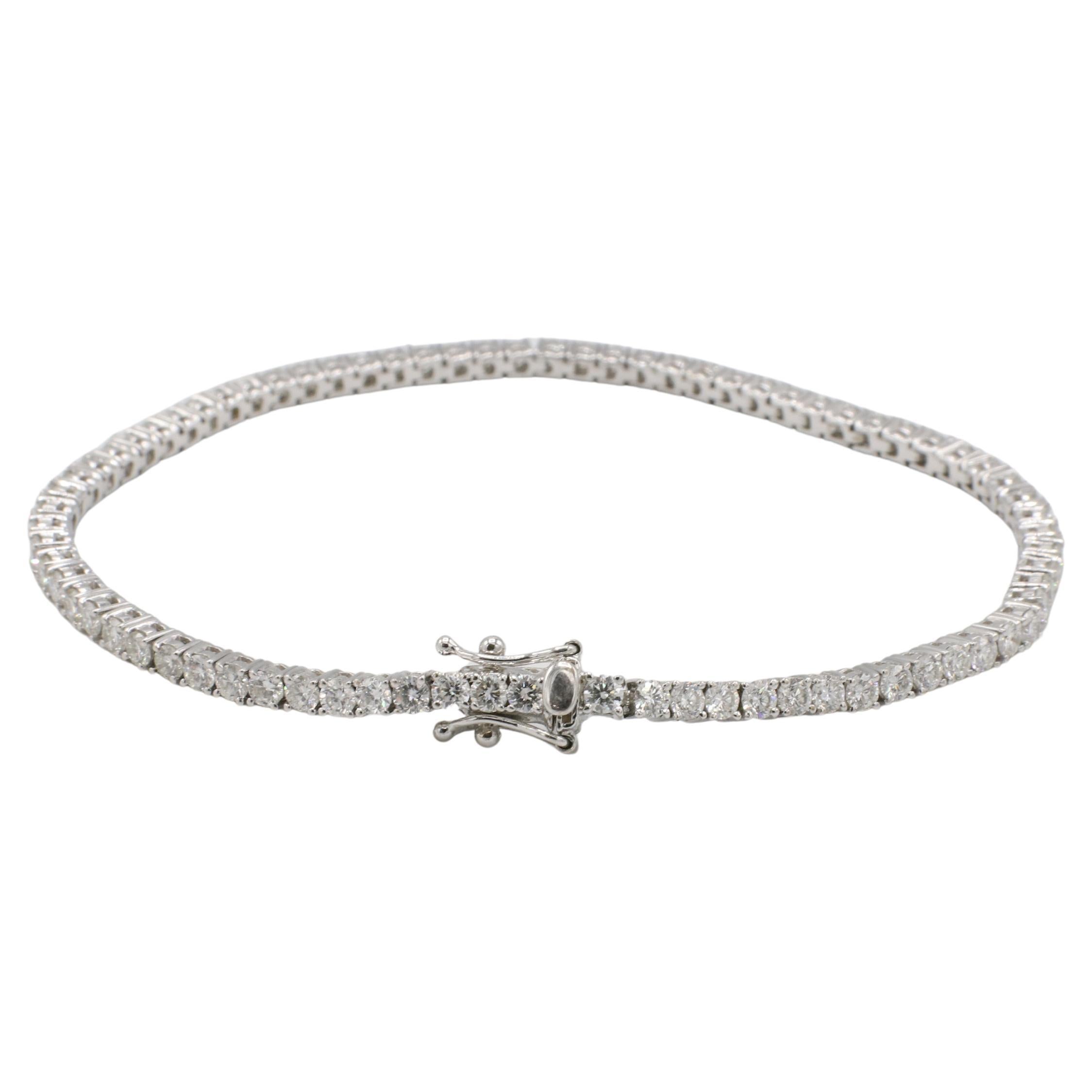 18 Karat Weißgold Natürliche 3,38 Karat Diamant Tennis Line Armband (Moderne) im Angebot
