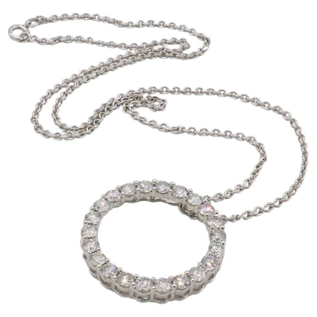 Moderne Collier en or blanc 18 carats avec pendentif en forme de cercle en diamant rond de 4,00 carats Nature en vente