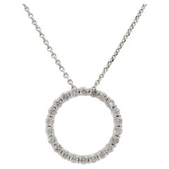 18 Karat White Gold Natural 4.00 Carat Round Diamond Circle Pendant Necklace