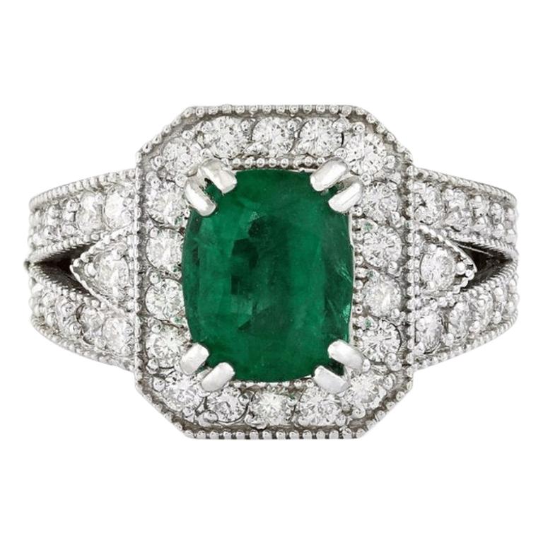 18 Karat White Gold Natural Deep Emerald Diamond Ring for Her