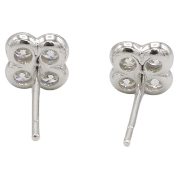 Moderno Orecchini a grappolo con diamante naturale in oro bianco 18 kt. in vendita