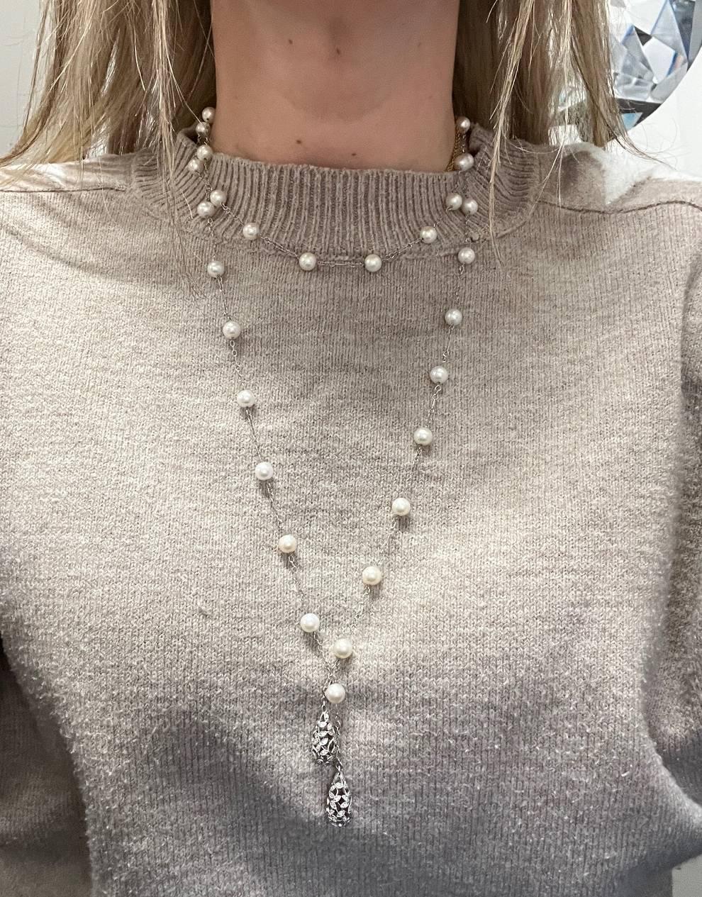 Round Cut 18 Karat White Gold Natural Diamond & Pearl Lariat Drop Necklace 45 Inches For Sale