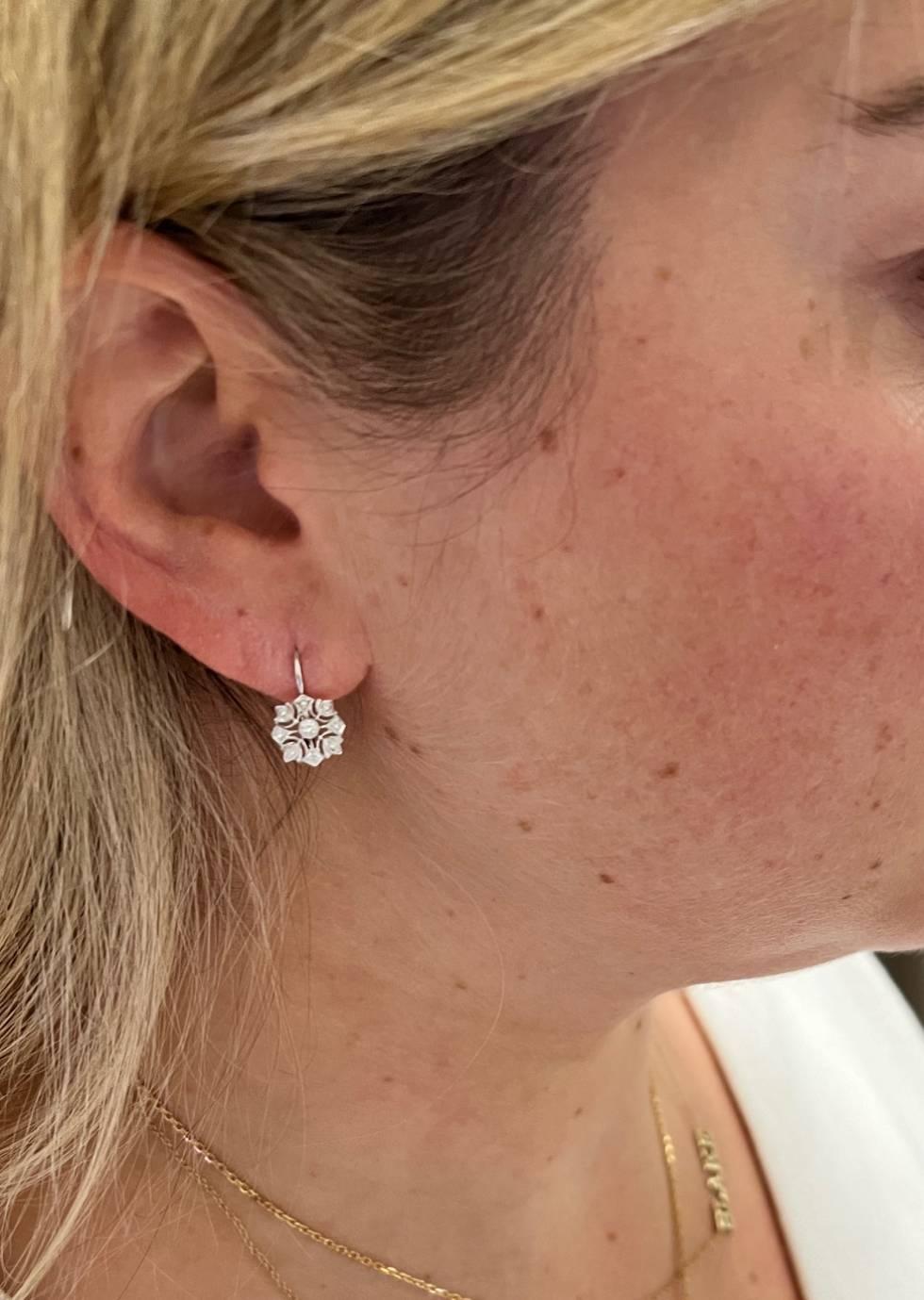 18 Karat White Gold Natural Diamond Snowflake Drop Earrings  1
