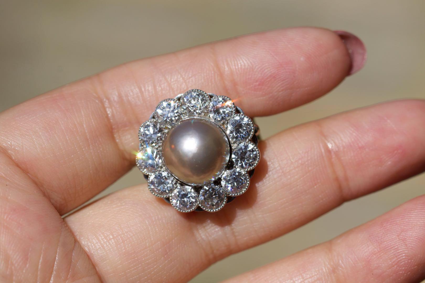 Natural Pearl and Diamond 18 Karat White Gold Ring 1