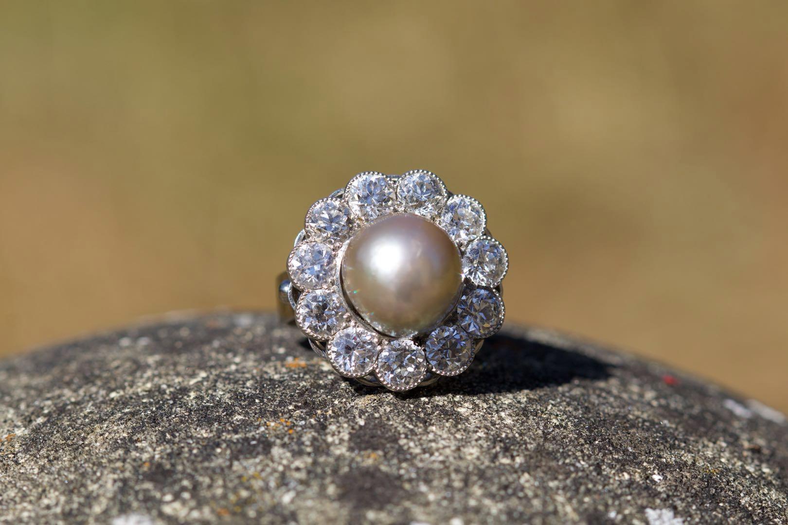 Natural Pearl and Diamond 18 Karat White Gold Ring 2