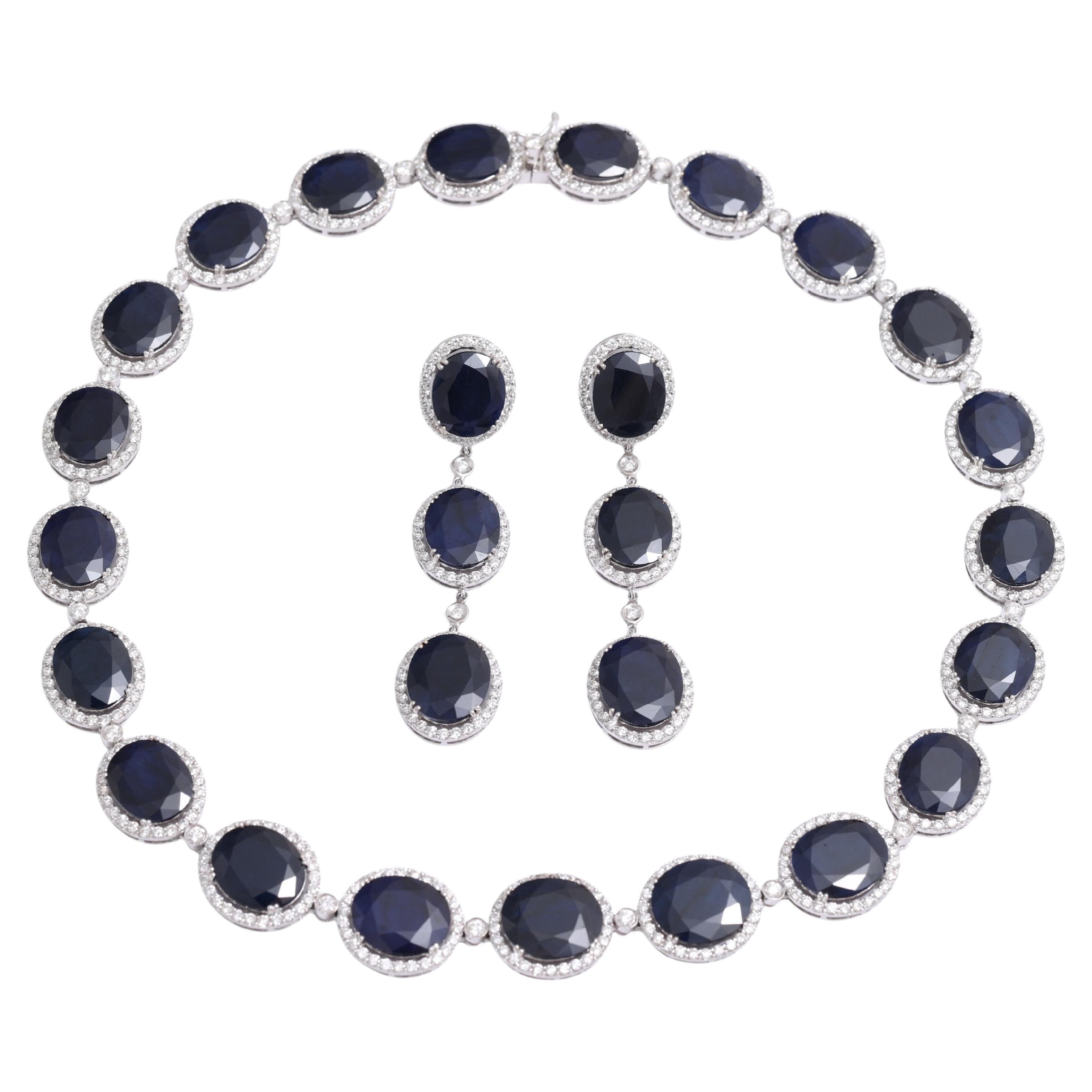 Collana in oro bianco 18 carati 210,54 carati di zaffiri, 17,01 carati di diamanti