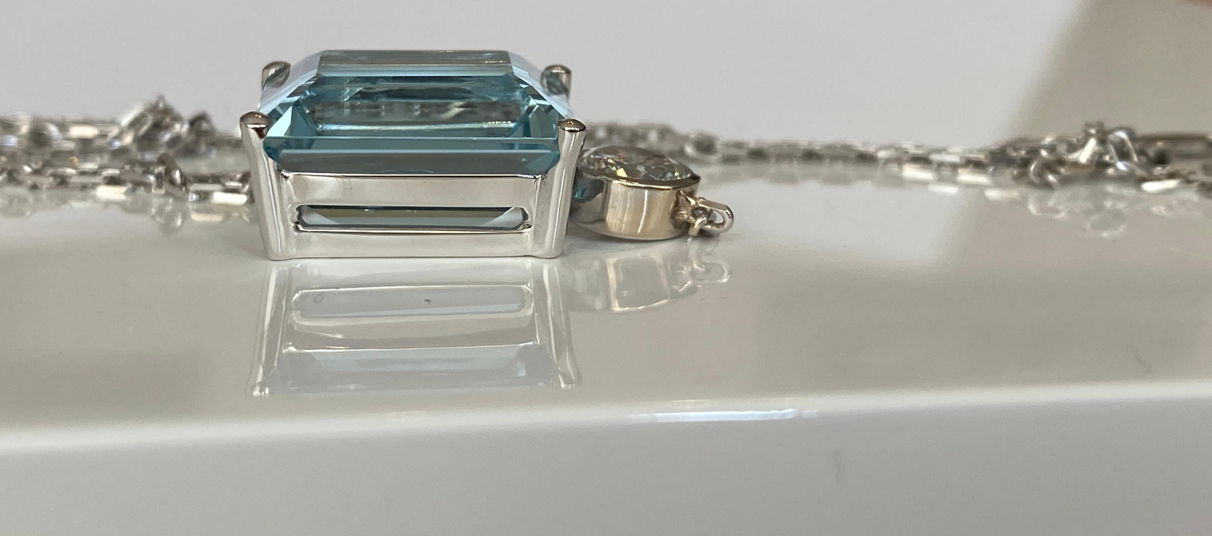 18 Karat White Gold Necklace with a Diamond Pendant Decorated with Aquamarine  For Sale 7