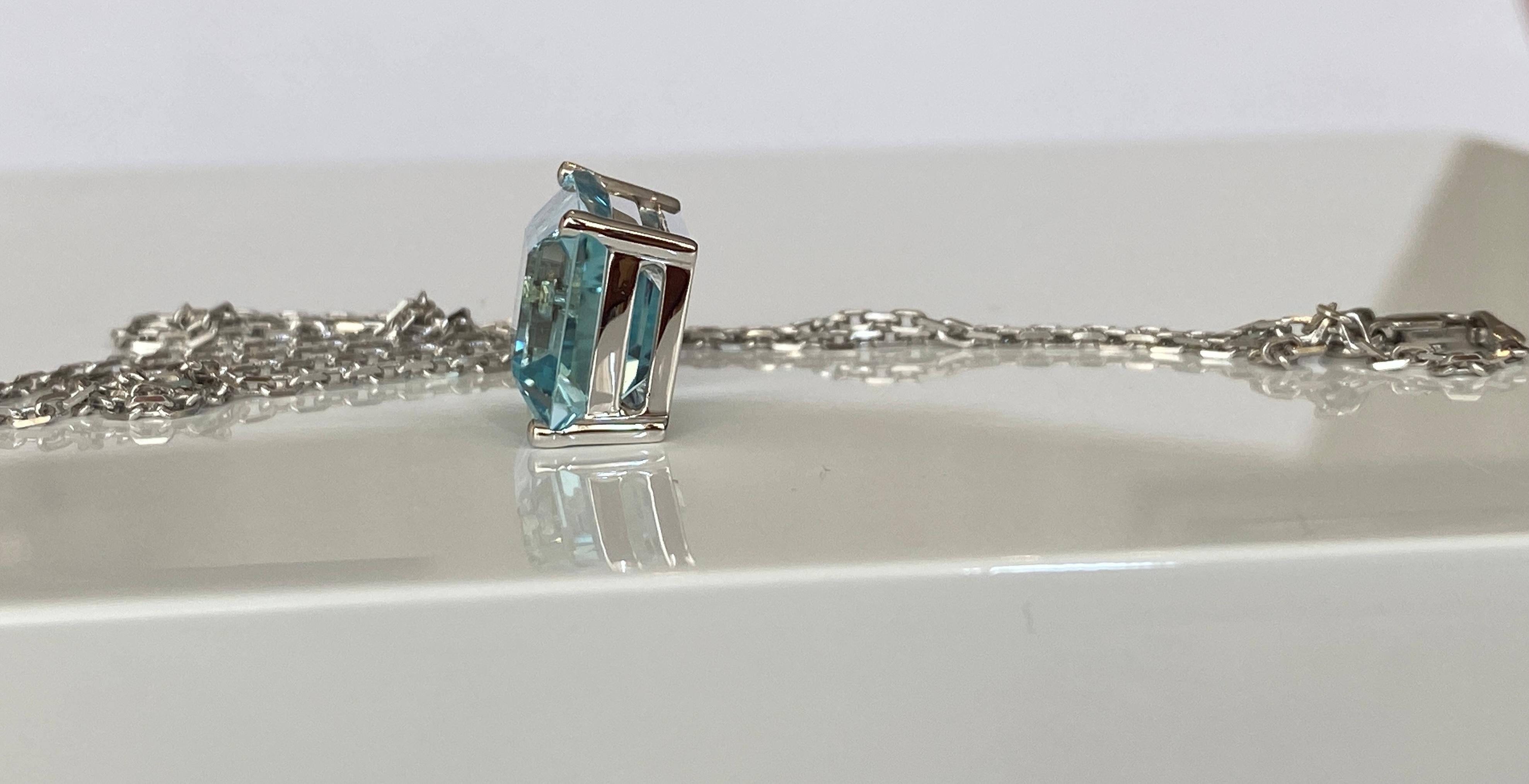 18 Karat White Gold Necklace with a Diamond Pendant Decorated with Aquamarine  For Sale 9
