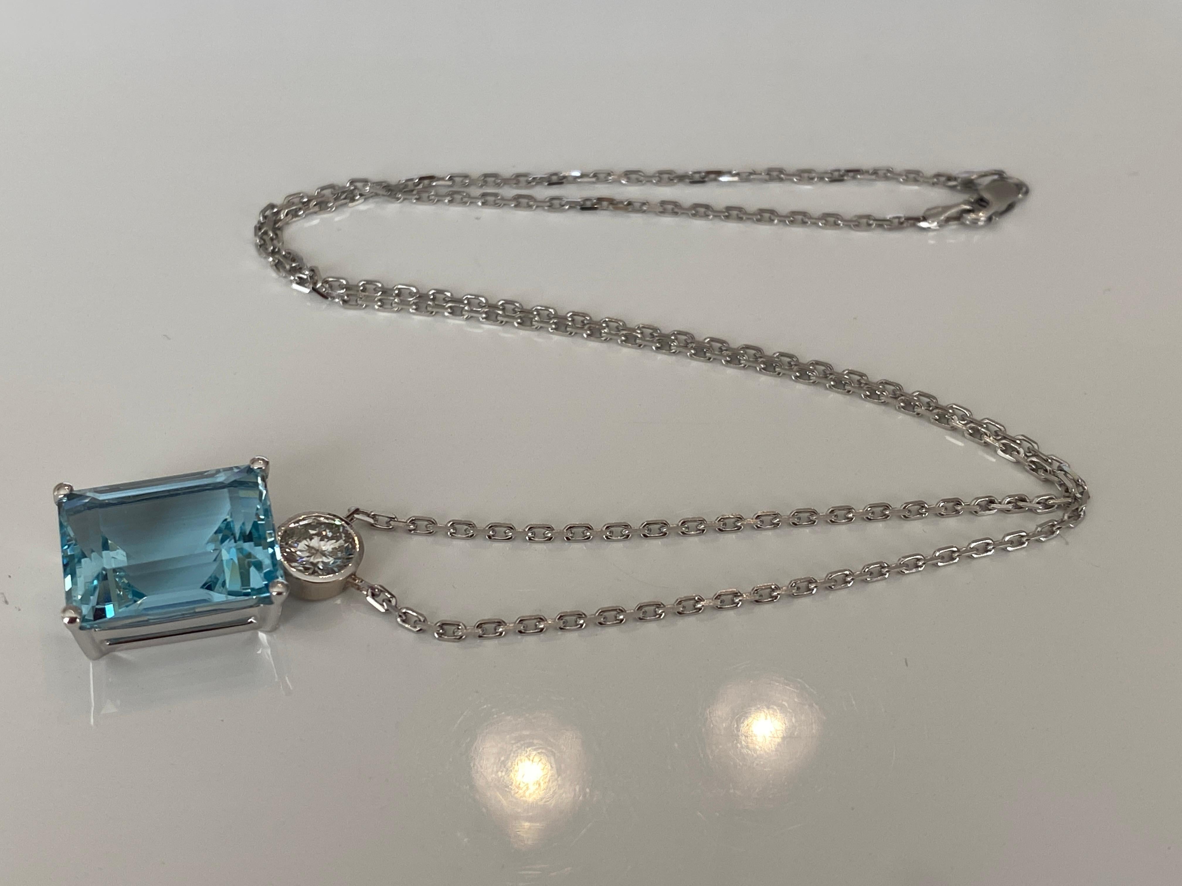 18 Karat White Gold Necklace with a Diamond Pendant Decorated with Aquamarine  For Sale 10
