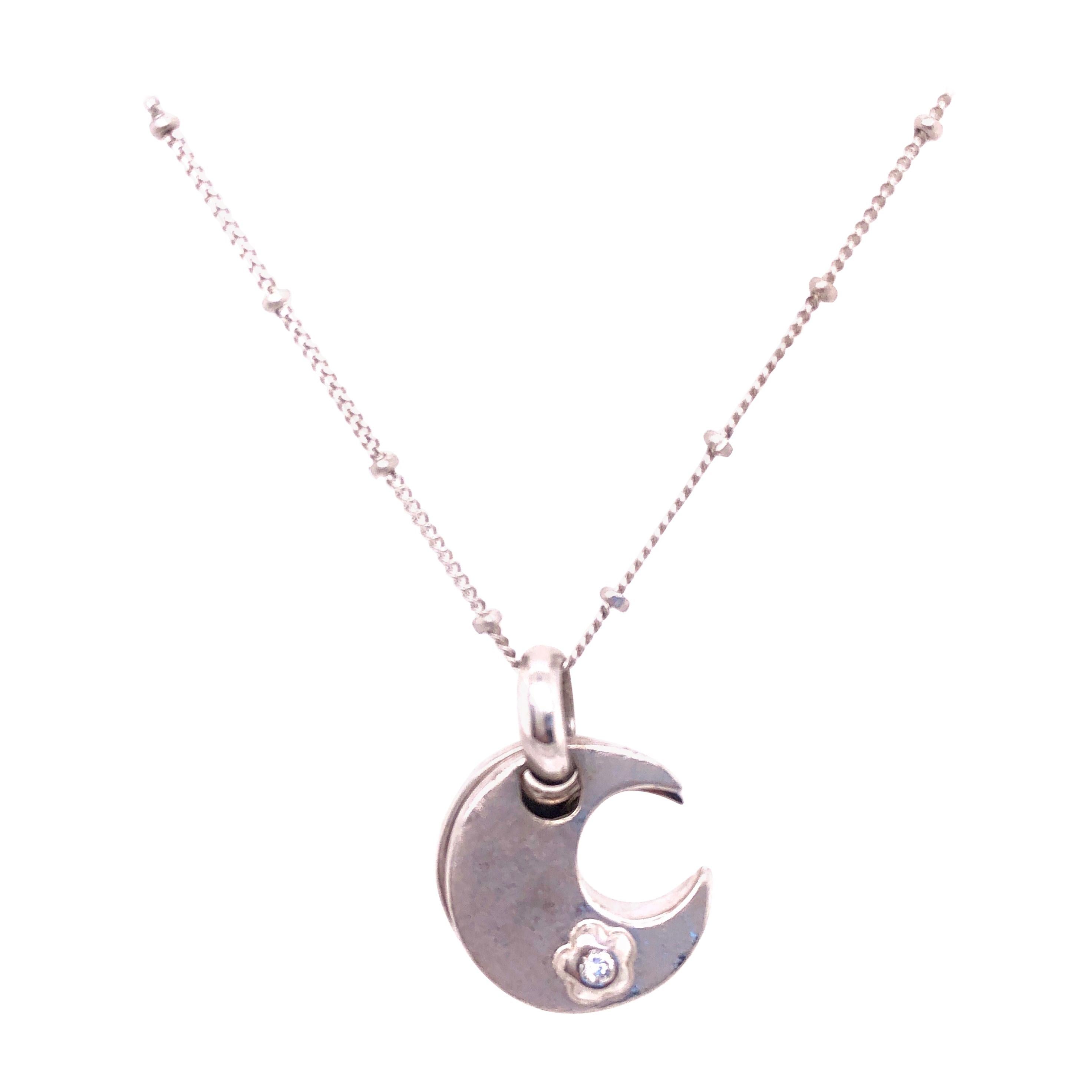 18 Karat White Gold Necklace with Pendant Charm 0.10 Carat Round Diamond