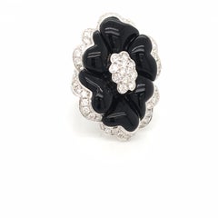 18 Karat White Gold Onix Flower Ring with Diamonds Made in Italy with Box